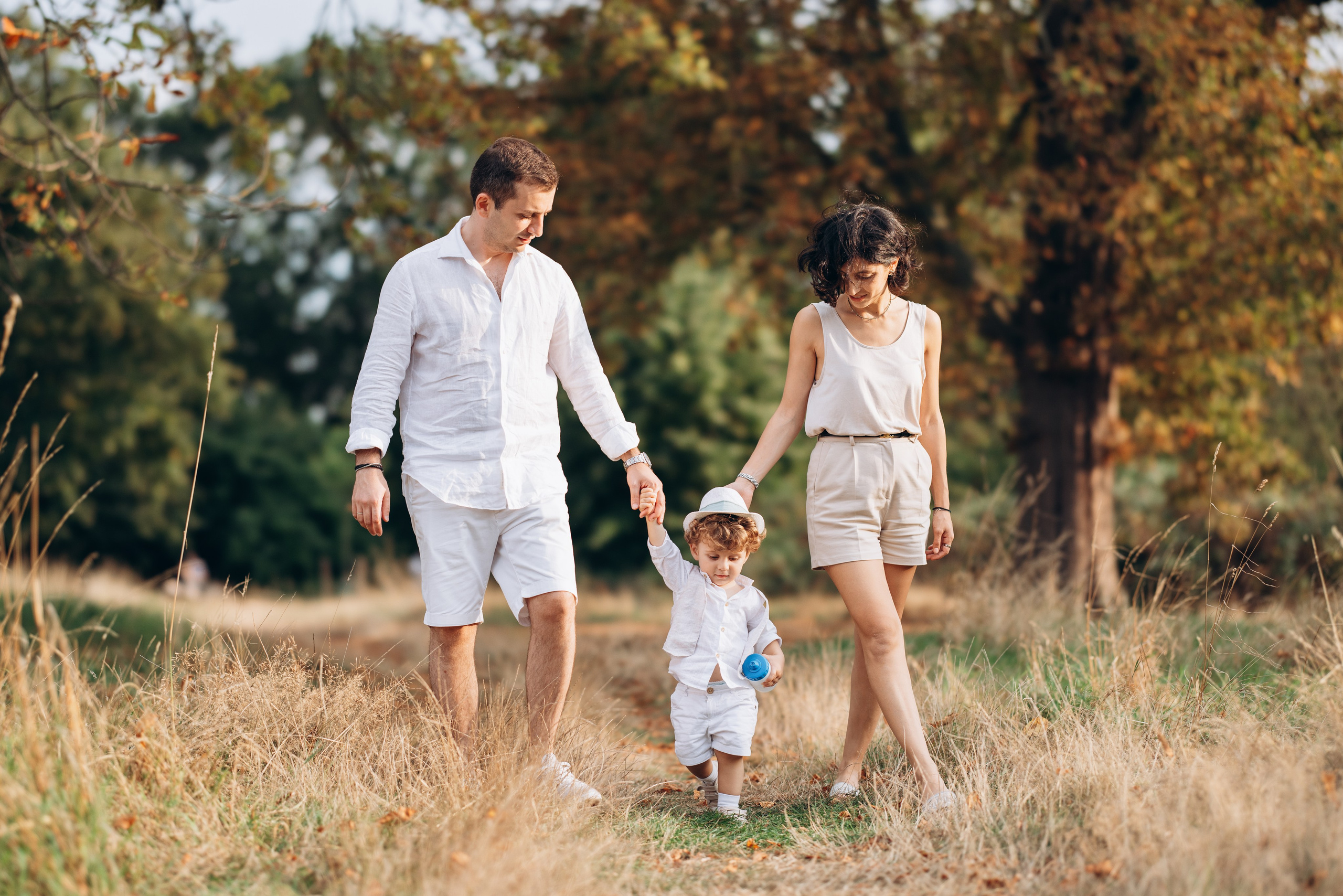 Valerik with parents (Hyde park). Anastasia Klink, Photographer in London