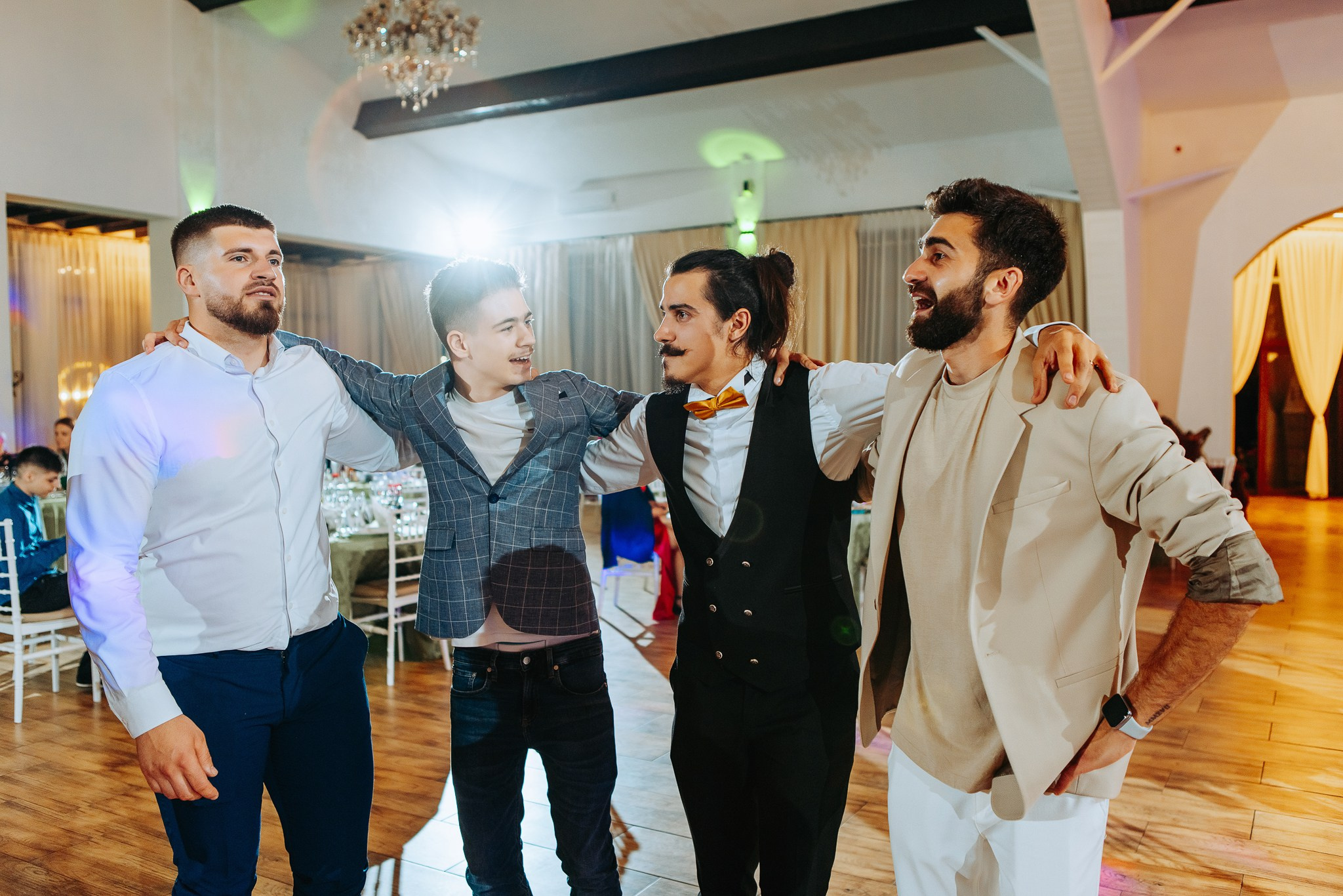 Radu si Diana. Wedding photographer and videographer