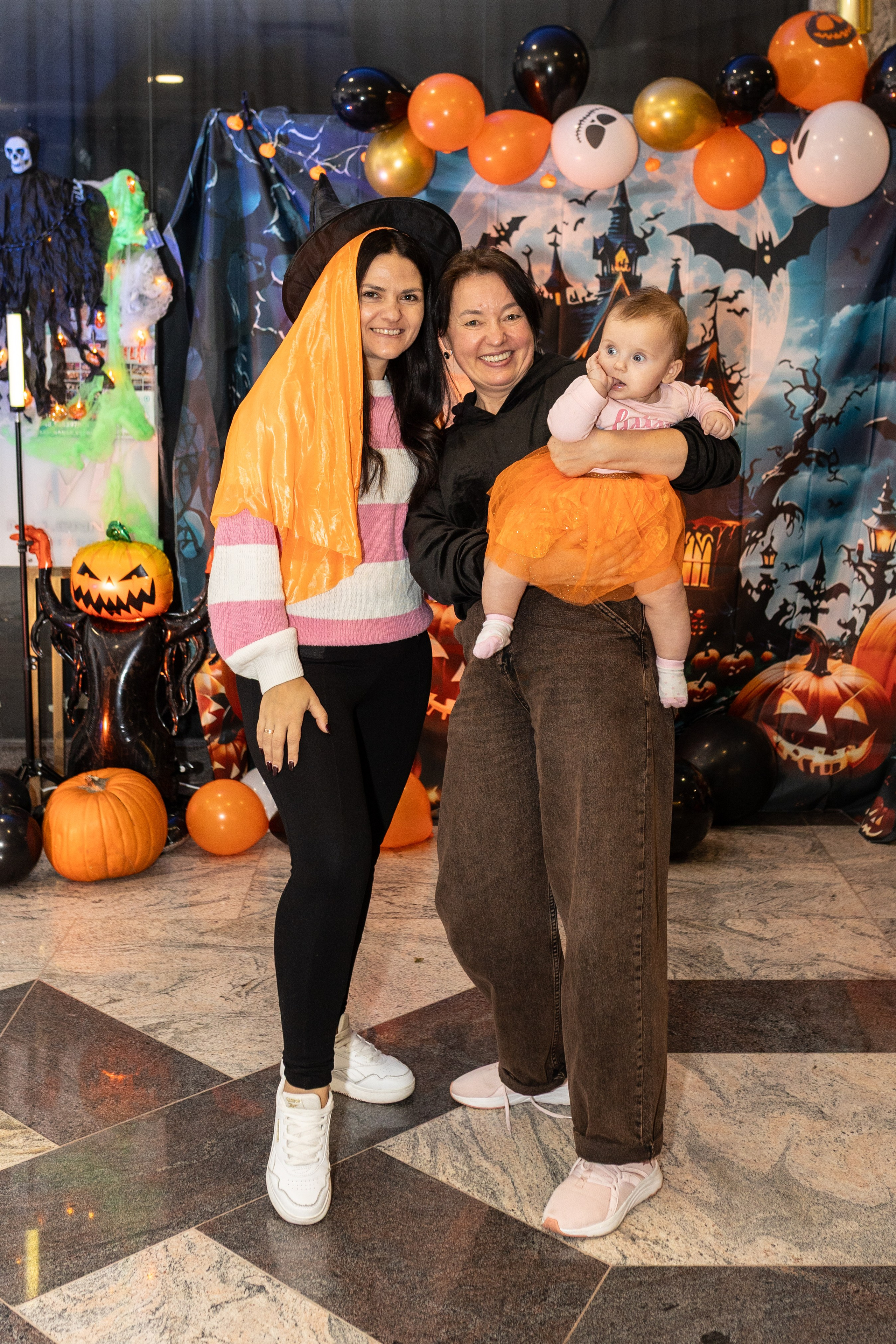 Leo dance studio Helloween 2025. Семейный и детский фотограф в Варшаве Мила Бобровская