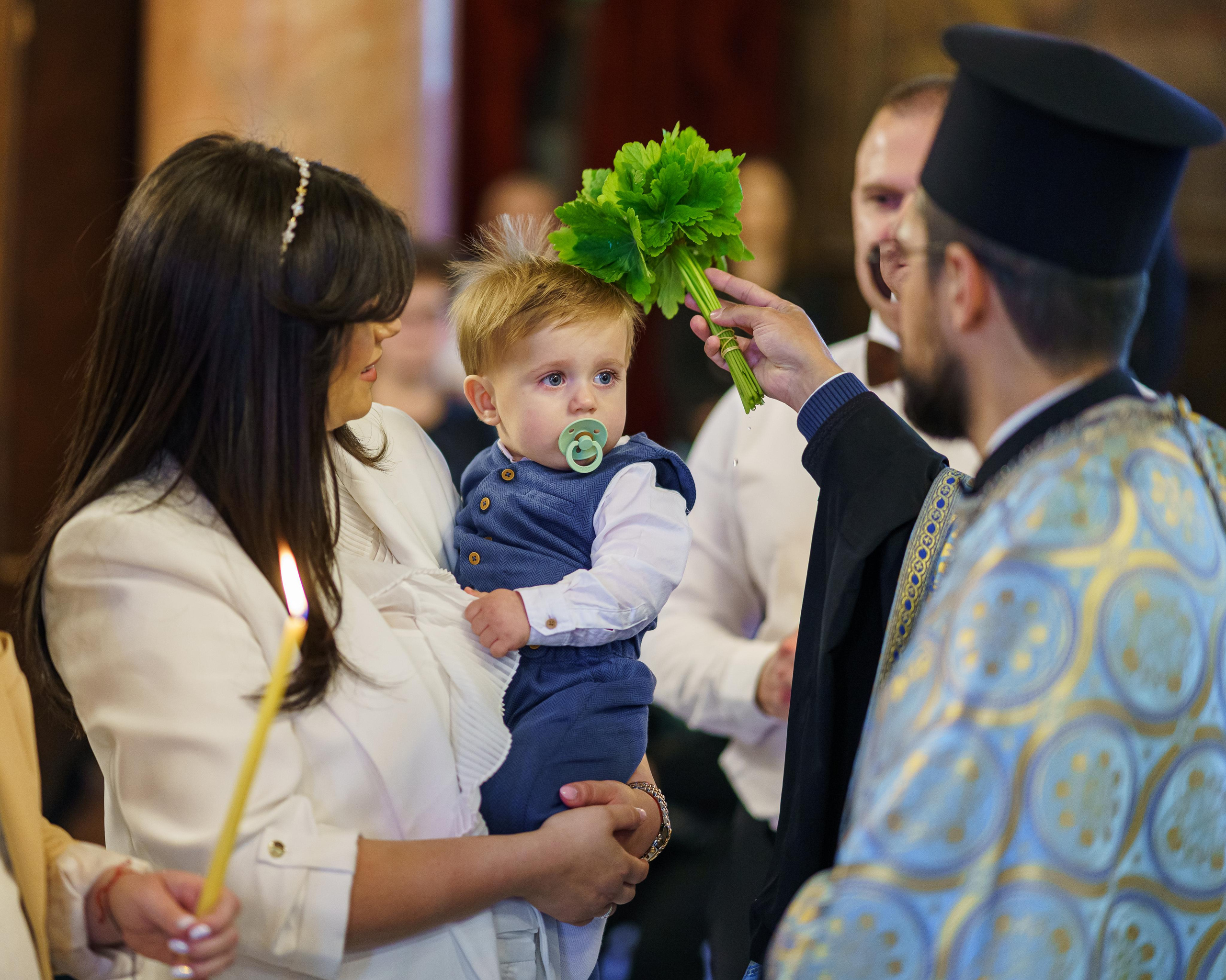 Свето Кръщение Кирил. Професионален фотограф в Пловдив и областта