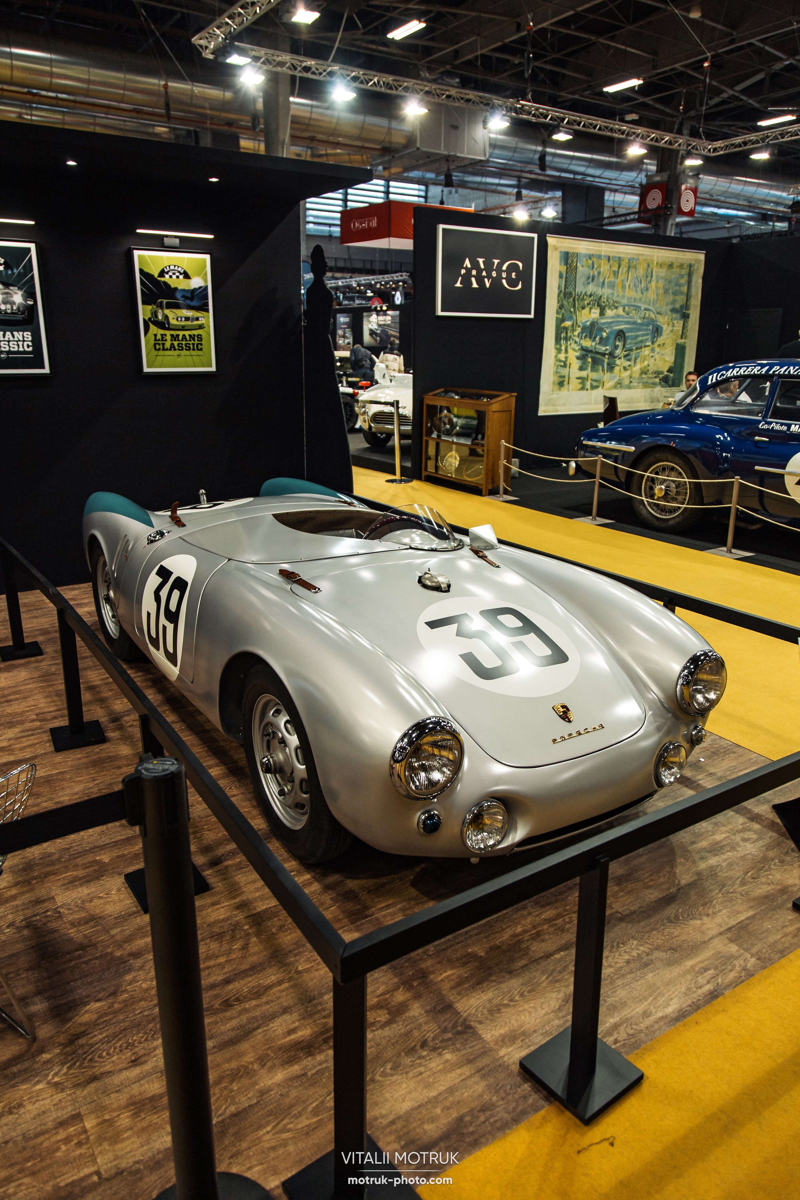 Retromobile 2023. Photographer in Paris — Vitalii Motruk