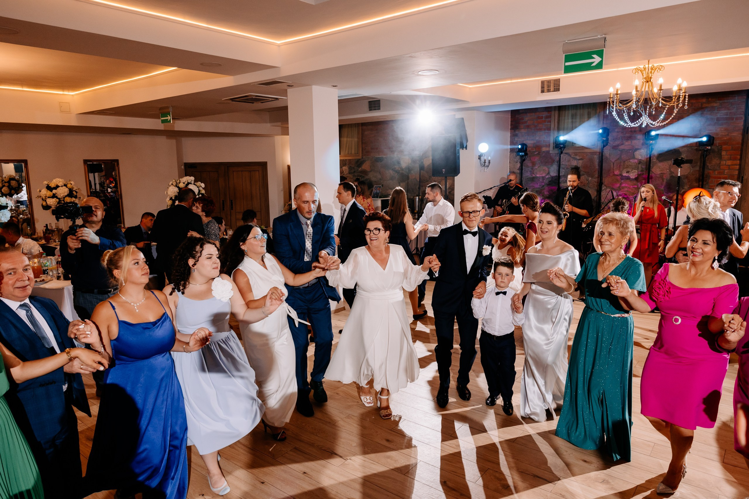 Wiki ♡ Przemek. Fotograf Ślubny Warszawa - Sesje Biznesowe Rodzinne Eventy