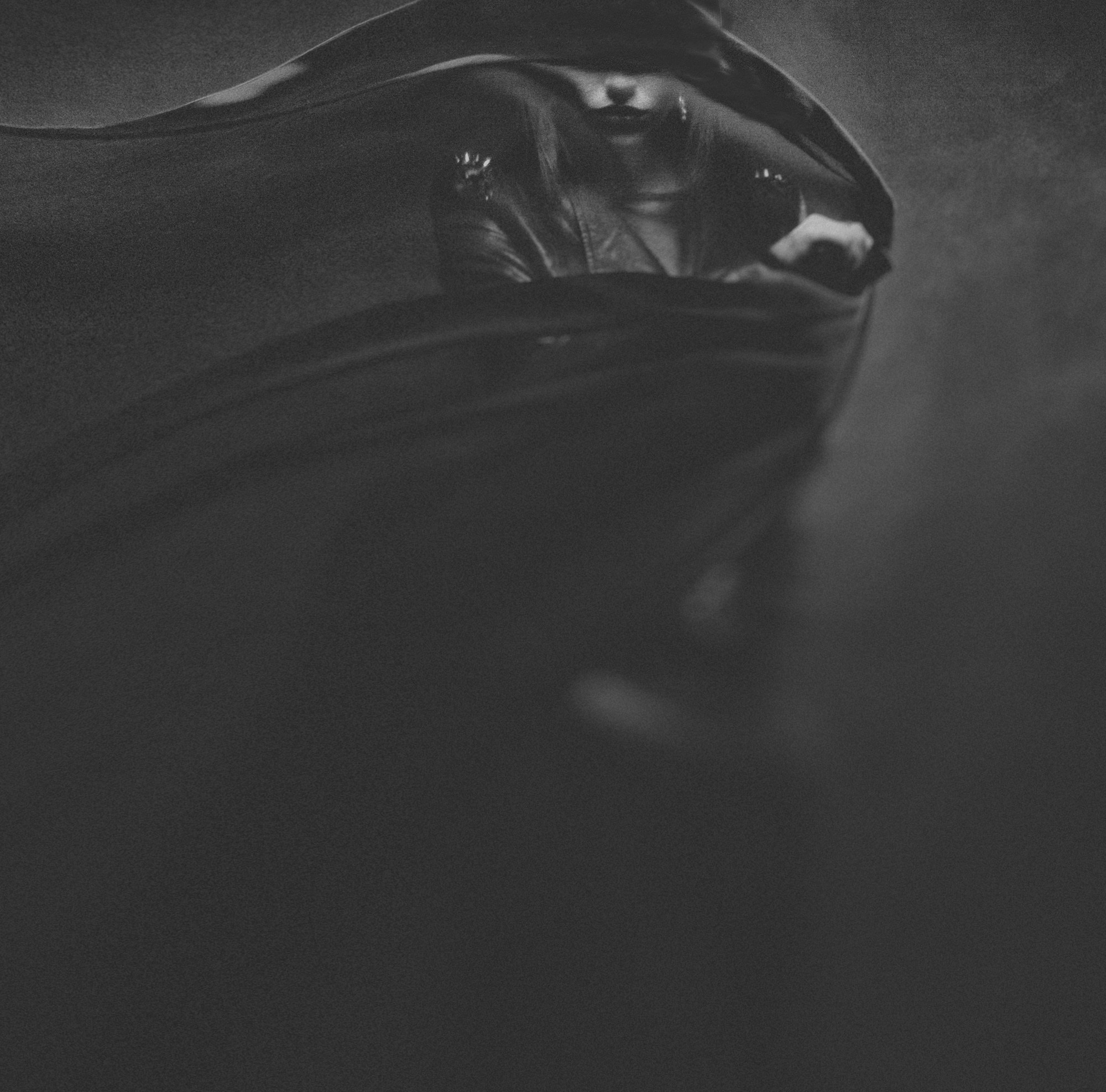 Portrait, fashion and art photography. Wedding and portrait photographer in Poland Vitali Frozen