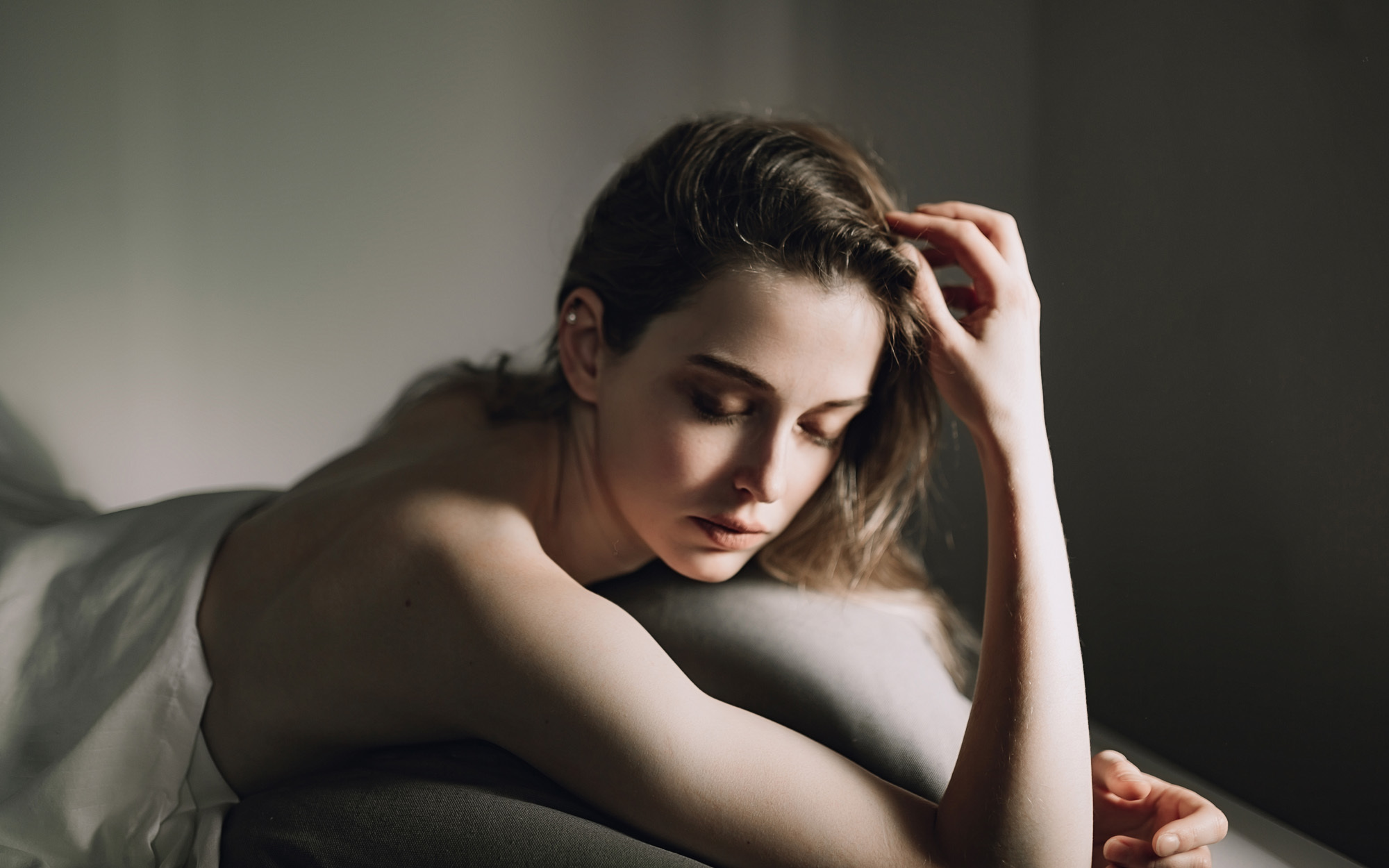 Portrait, fashion and art photography. Wedding and portrait photographer in Poland Vitali Frozen