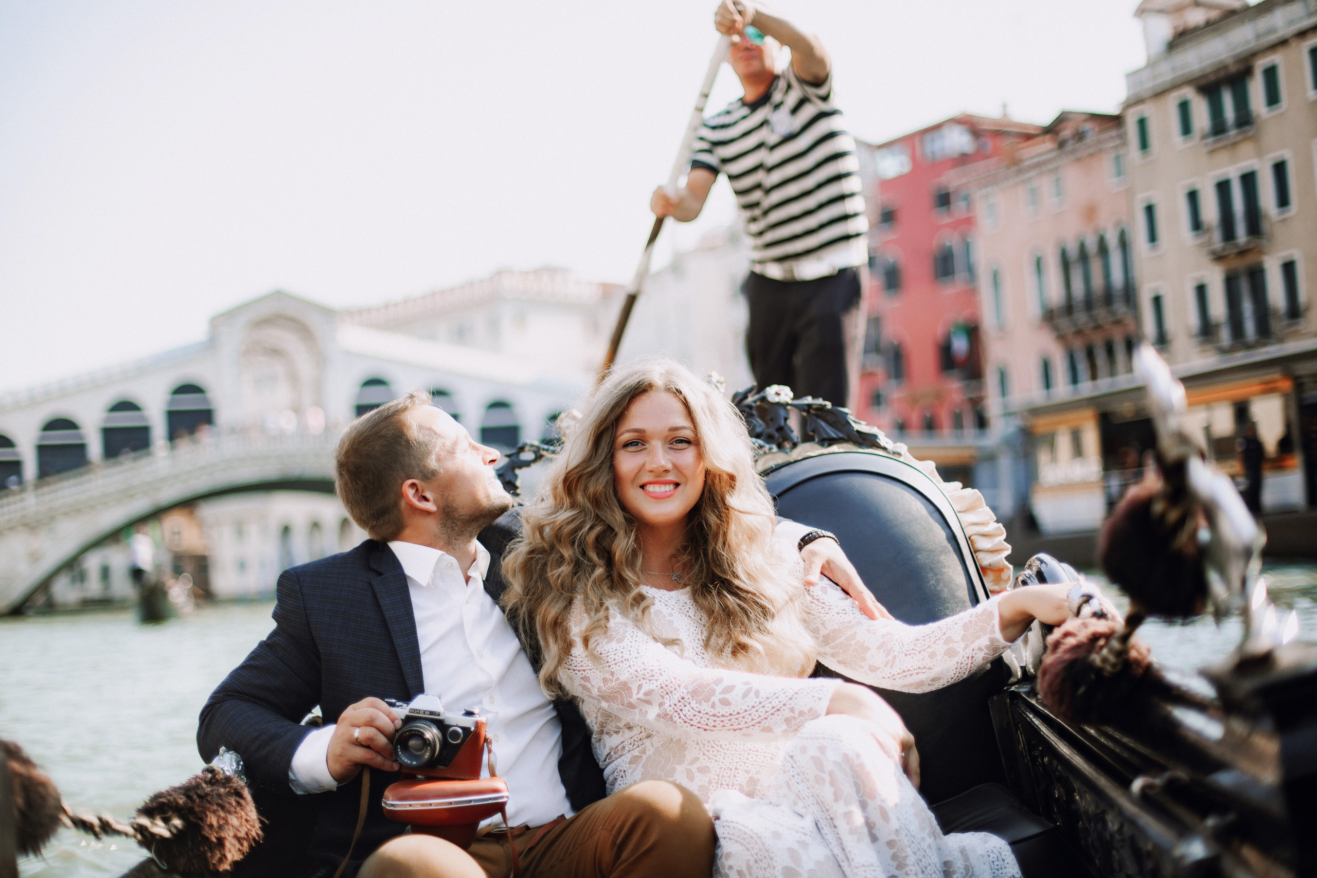 A&L elopement. Wedding and portrait photographer in Poland Vitali Frozen