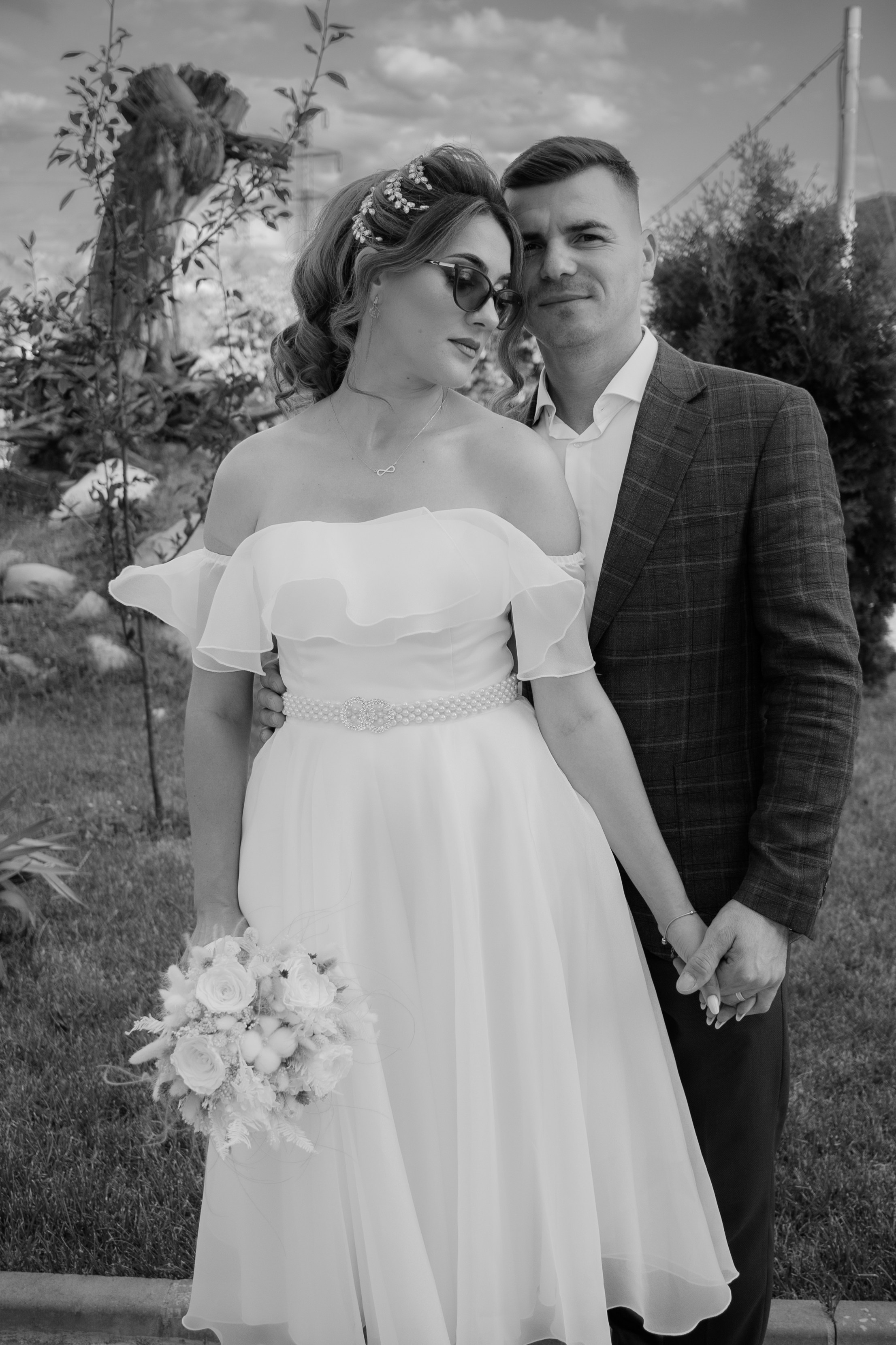 Oana & Vasile. Fotograf si videograf — evenimente si studio