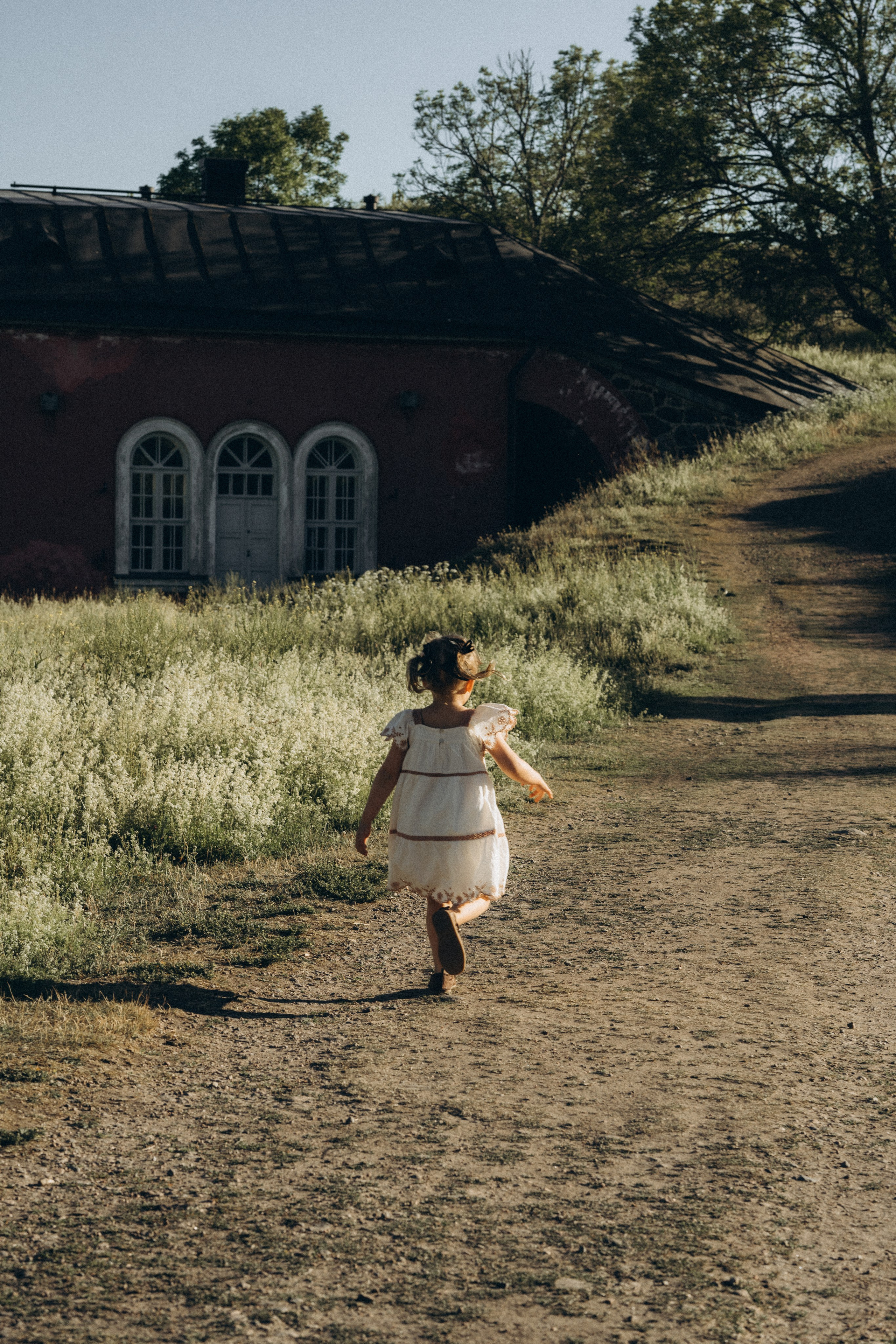 Beloved. Wedding and portrait photographer in Helsinki Vickan O