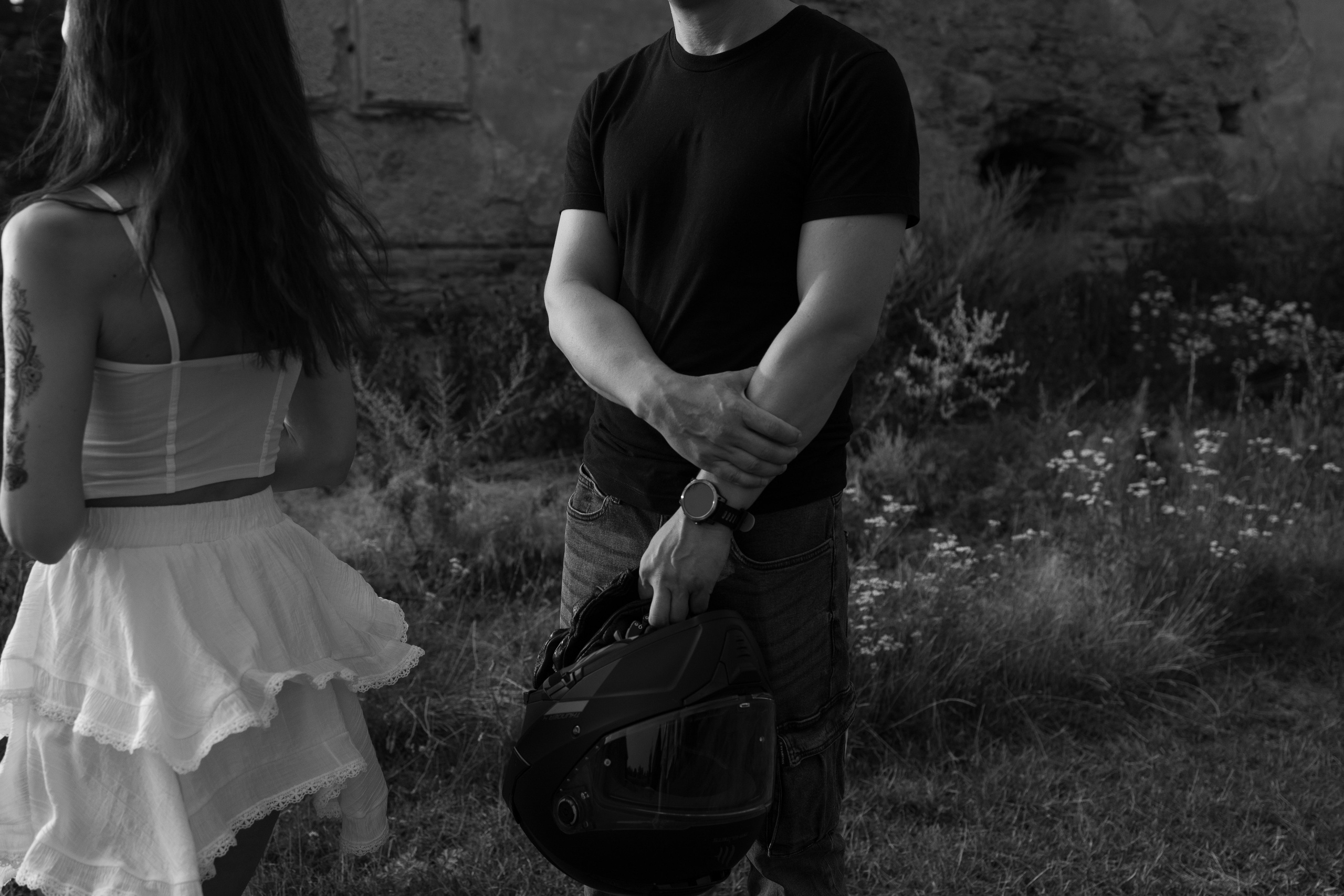 Balade en moto. Histoires d’amour, séances photos de famille et de mariage en France