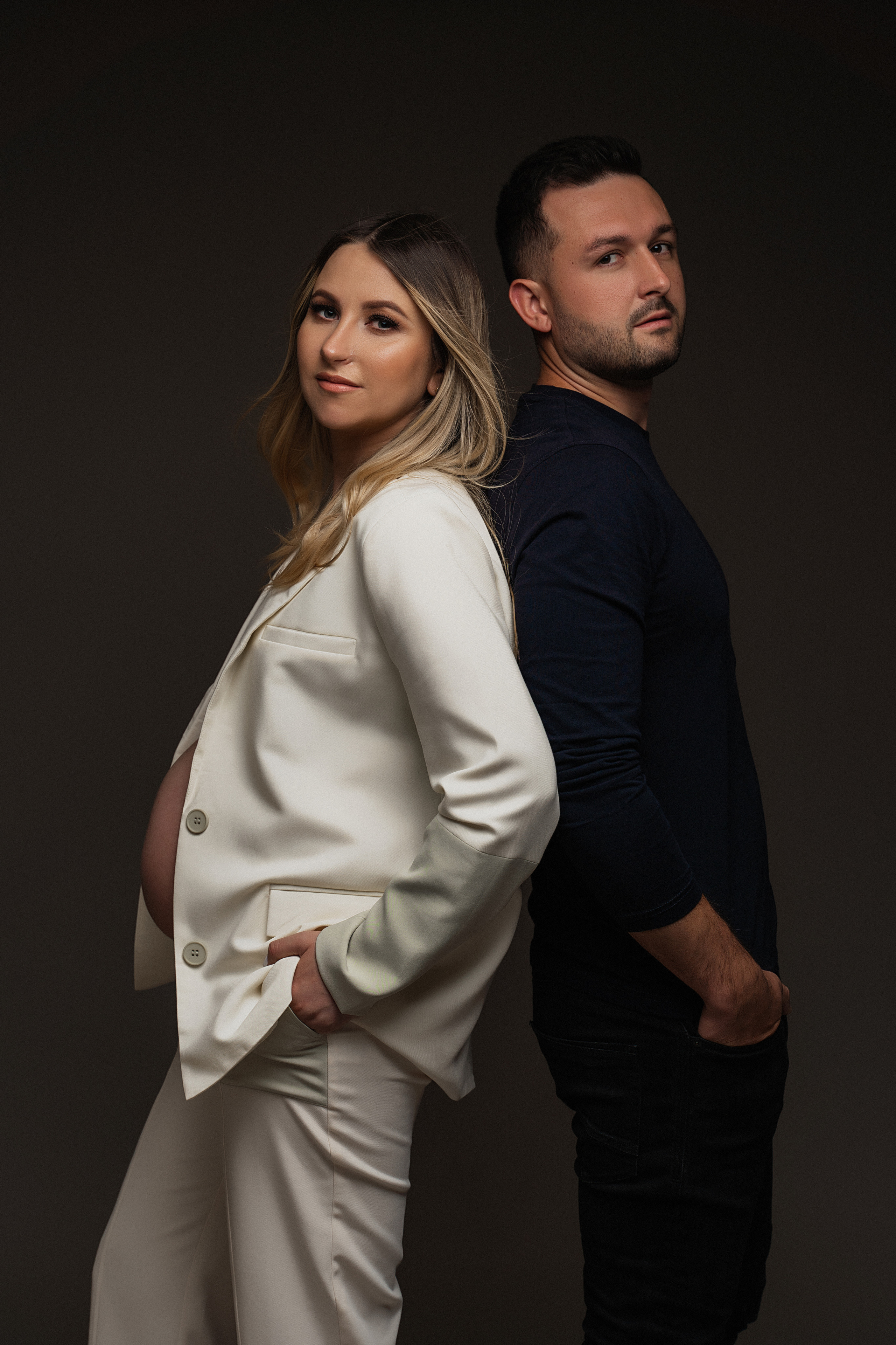 STUDIO: Violeta. Maternity/Love story/Wedding photographer