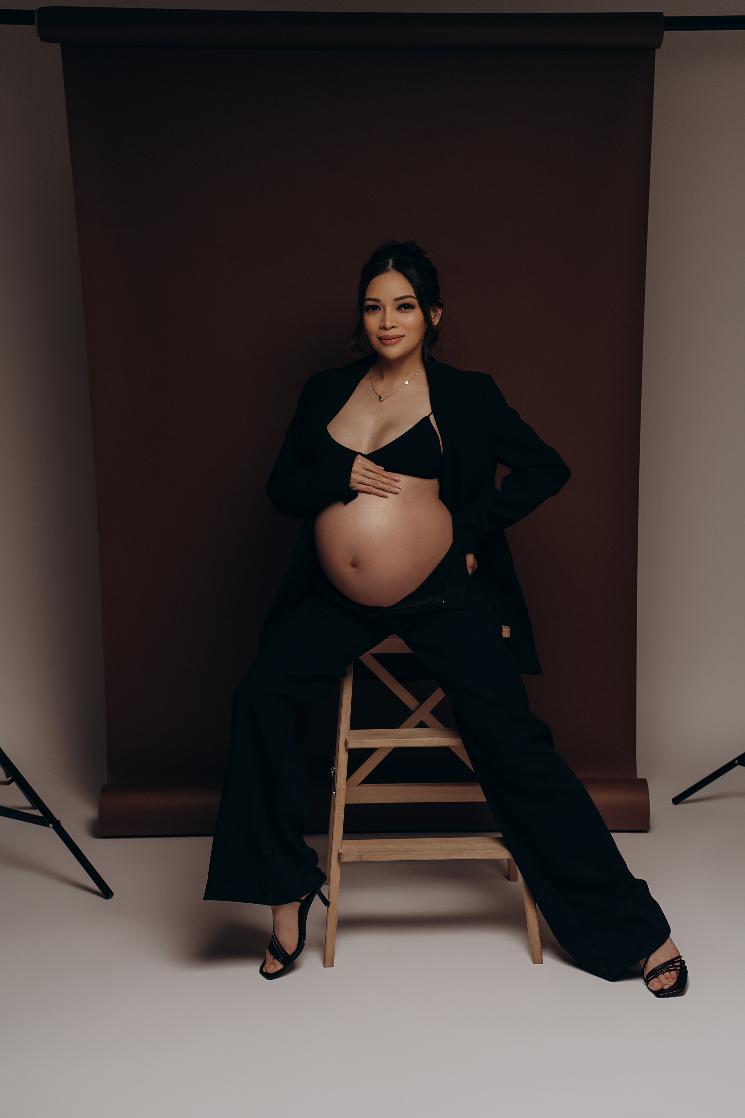 STUDIO: Anne. Maternity/Love story/Wedding photographer