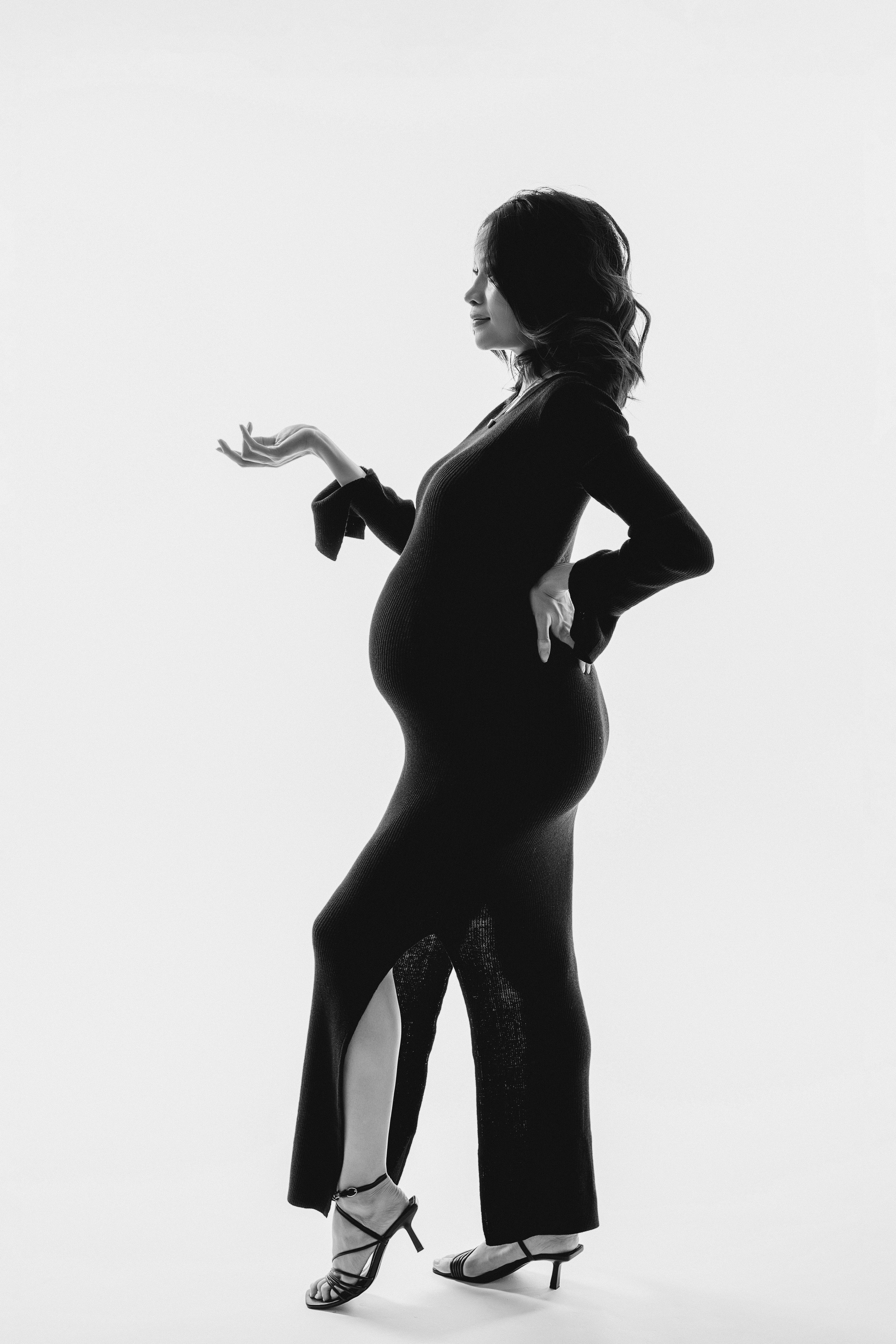 STUDIO: Anne. Maternity/Love story/Wedding photographer