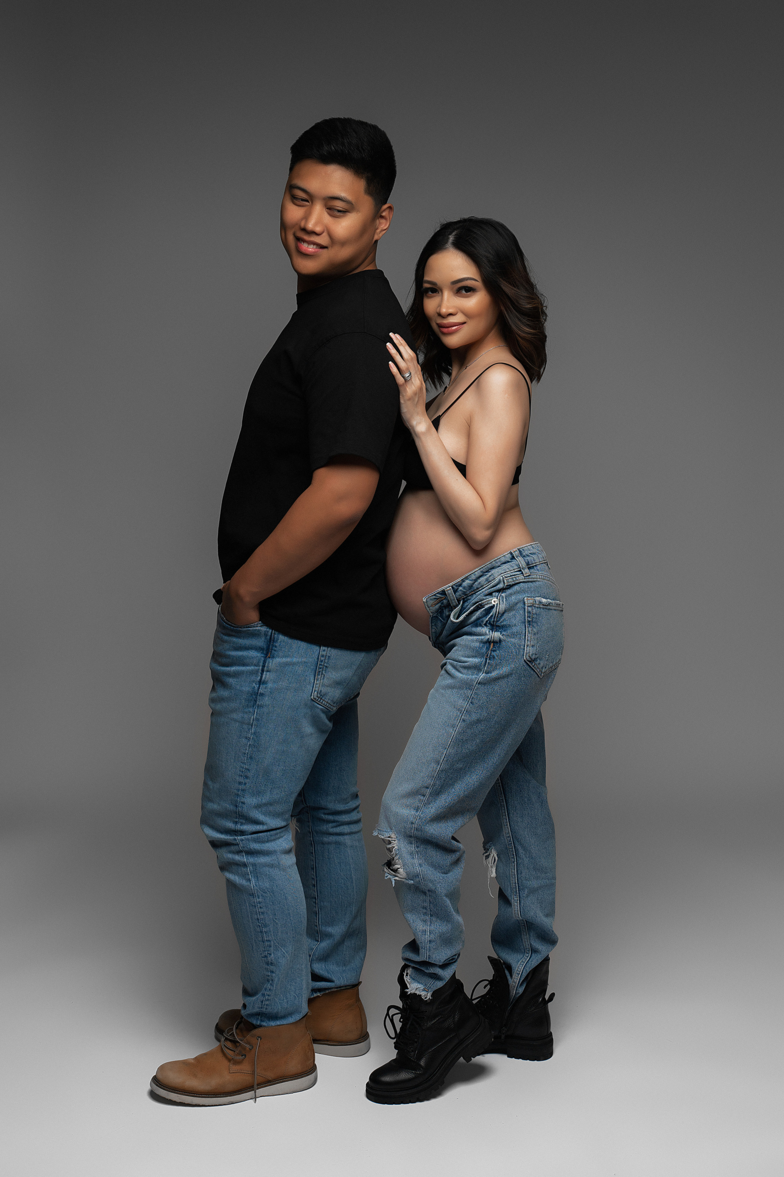 STUDIO: Anne. Maternity/Love story/Wedding photographer