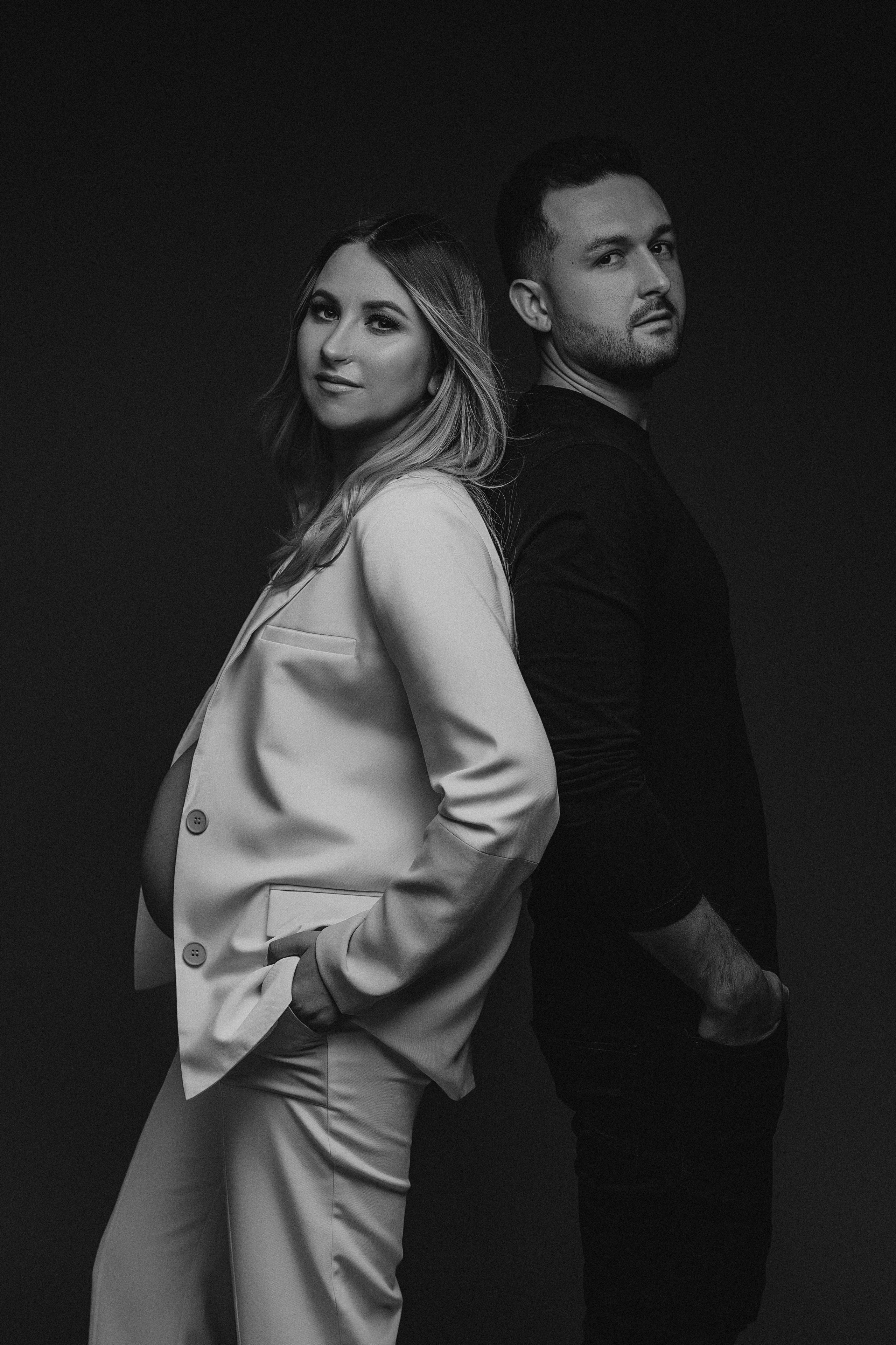 STUDIO: Violeta. Maternity/Love story/Wedding photographer