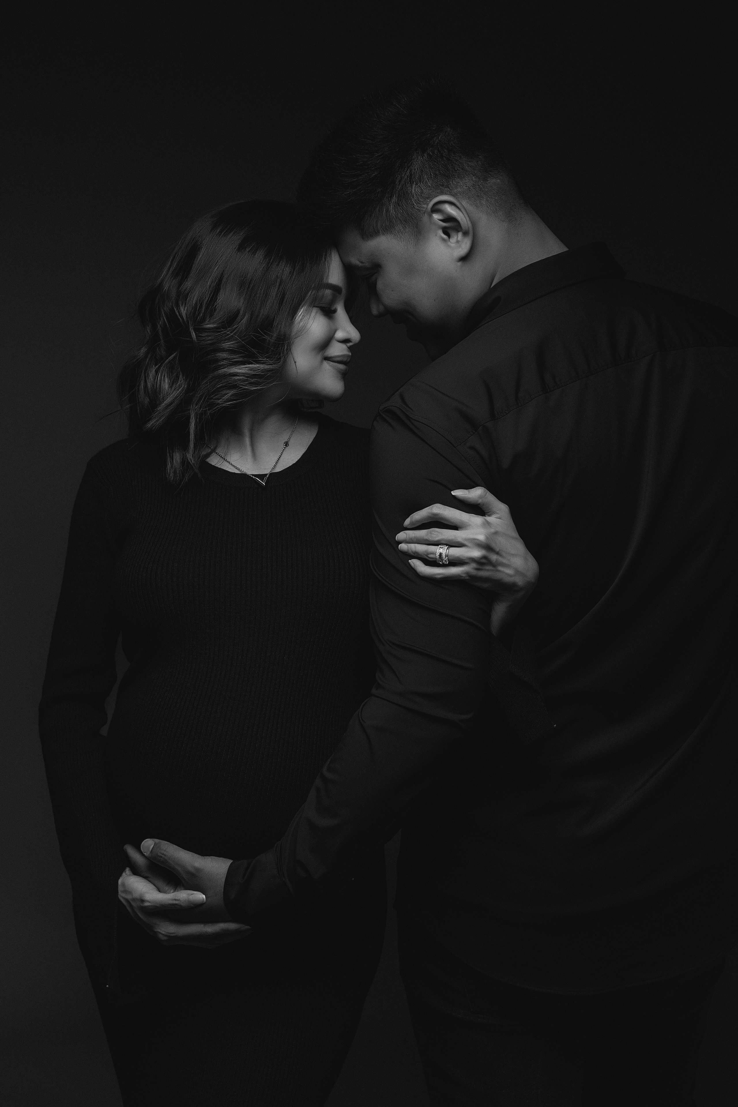 STUDIO: Anne. Maternity/Love story/Wedding photographer