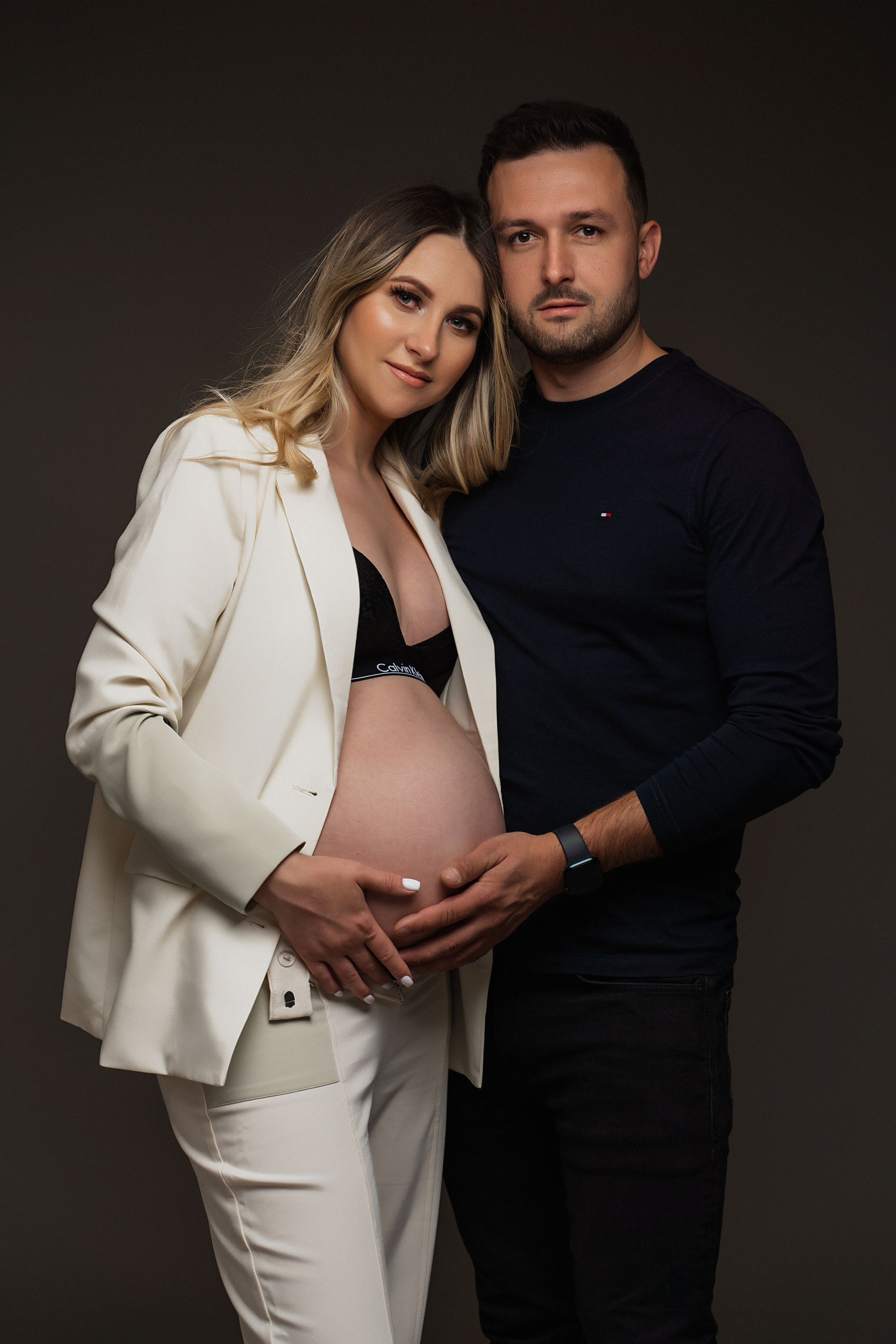 STUDIO: Violeta. Maternity/Love story/Wedding photographer