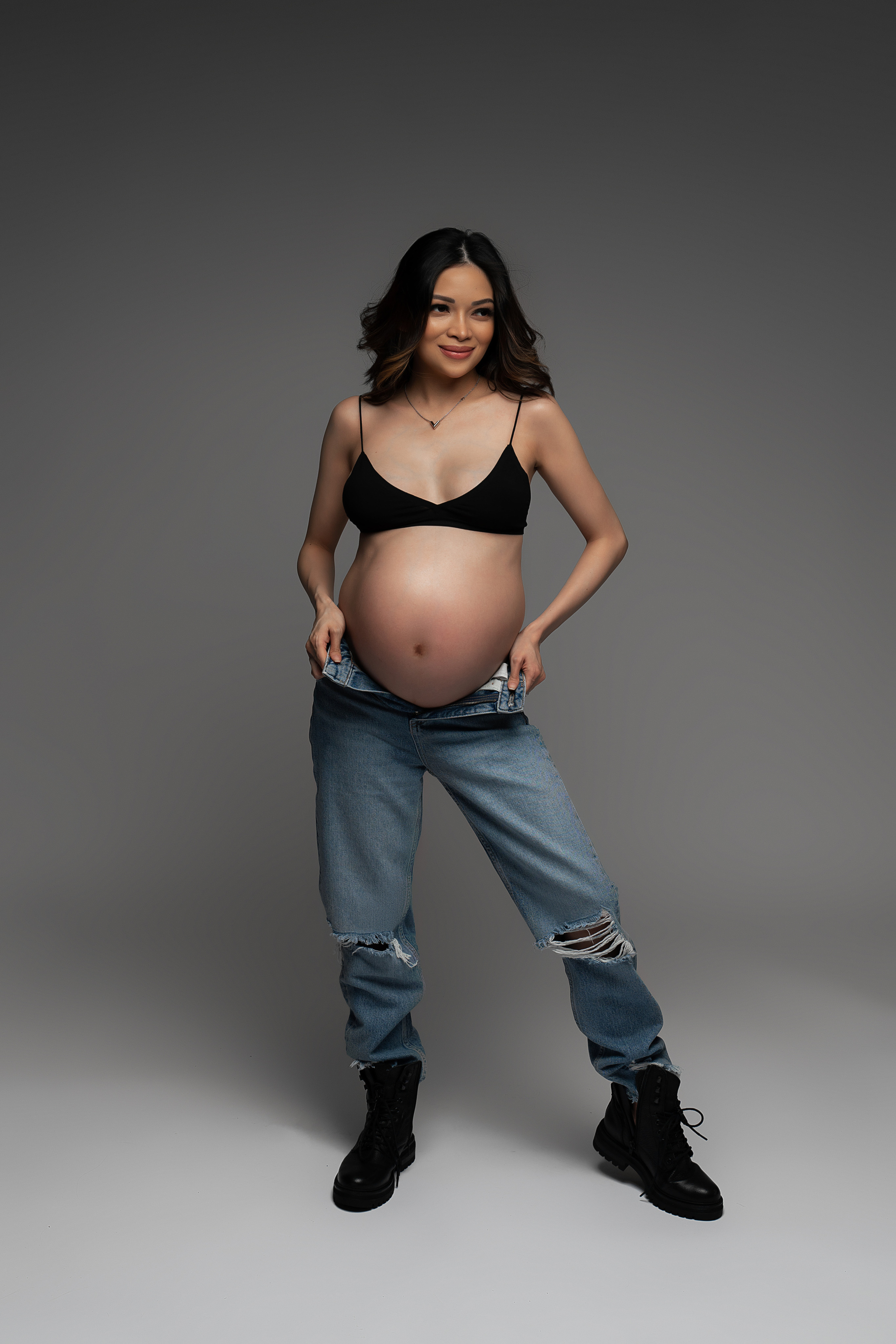 STUDIO: Anne. Maternity/Love story/Wedding photographer