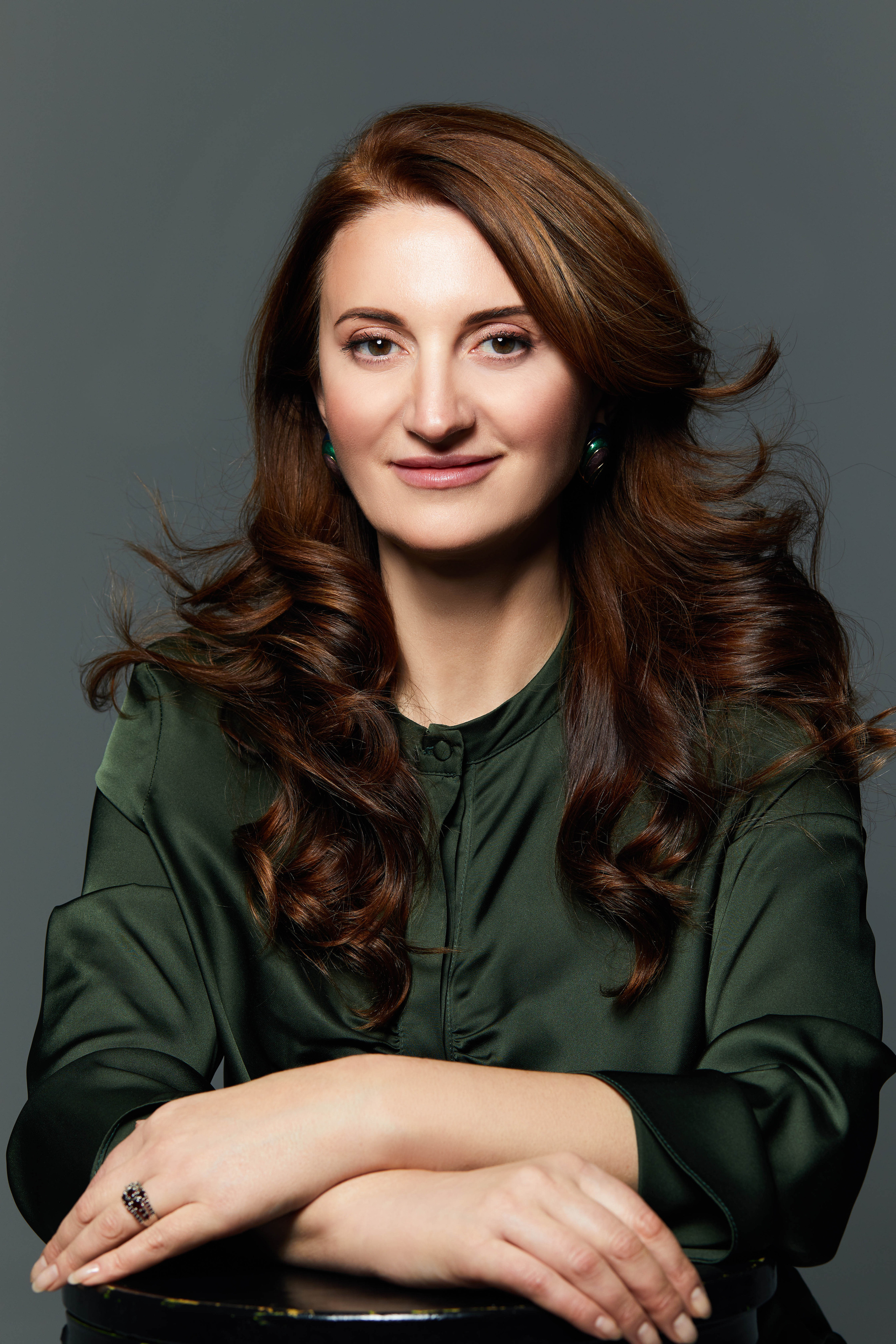 business woman, Germany woman, Fotograf in Deutschland, Weiss und schwarz foto , fotograf in Schweinfurt , Fotograf in Frankfurt, Fotograf in Würzburg, Modefotograf, Hochzeitsfotograf, Schweinfurt foto , Bayern Foto, Erlangen fotograf, Nuremberg fotograf , fotograf in der nähe , fotograf in München , fotograf in Regensburg, fotograf in meiner nähe, Schweinfurt foto, Schweinfurt Fotogeschäft, Schweinfurt fotoshooting, Schweinfurt business foto  , Frankfurt business fotograf