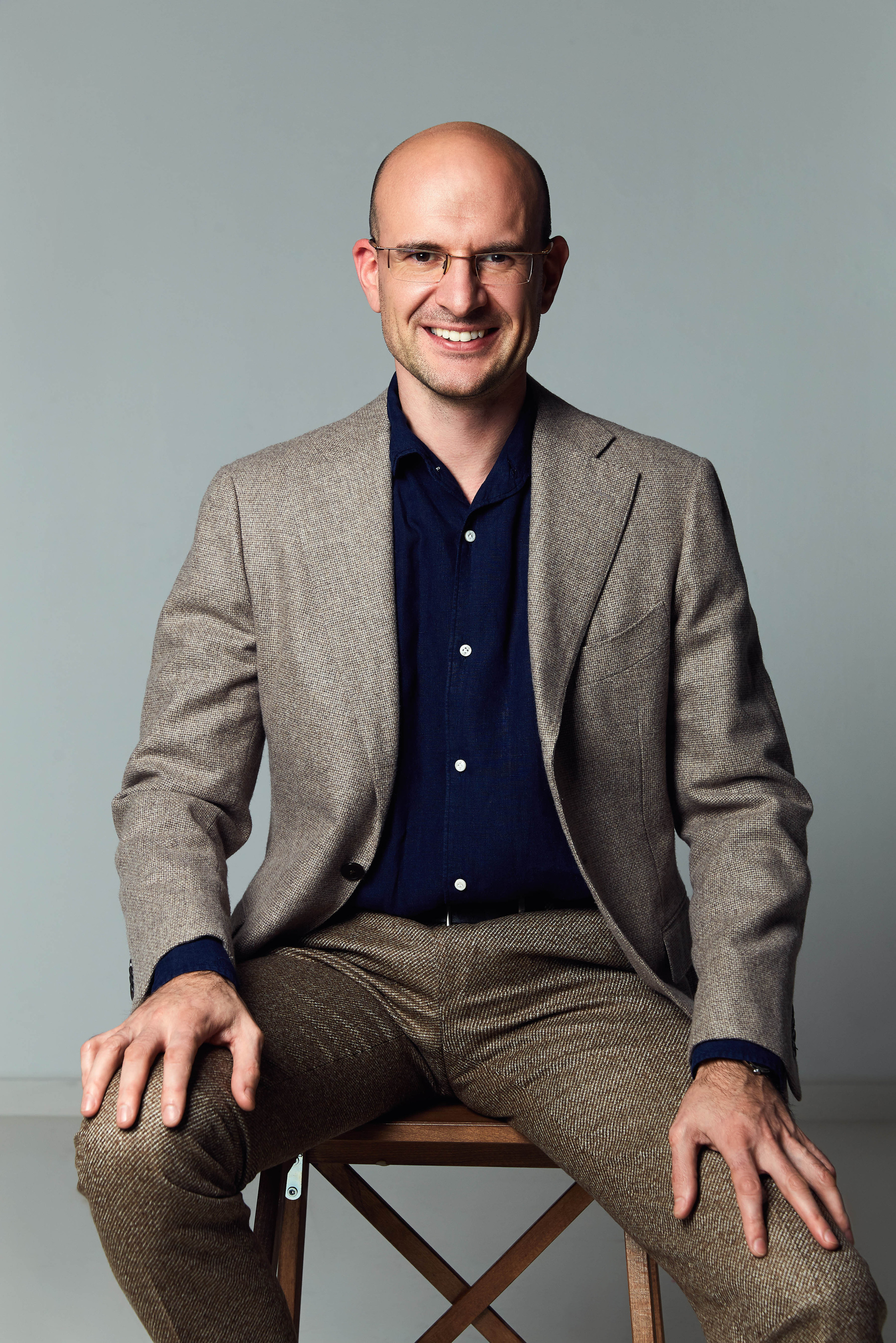 business man, Germany doctor, Fotograf in Deutschland, Weiss und schwarz foto , fotograf in Schweinfurt , Fotograf in Frankfurt, Fotograf in Würzburg, Modefotograf, Hochzeitsfotograf, Schweinfurt foto , Bayern Foto, Erlangen fotograf, Nuremberg fotograf , fotograf in der nähe , fotograf in München , fotograf in Regensburg, fotograf in meiner nähe, Schweinfurt foto, Schweinfurt Fotogeschäft, Schweinfurt fotoshooting, Schweinfurt business foto  , Frankfurt business fotograf, portrait von Arzt, werbungfoto deutschland