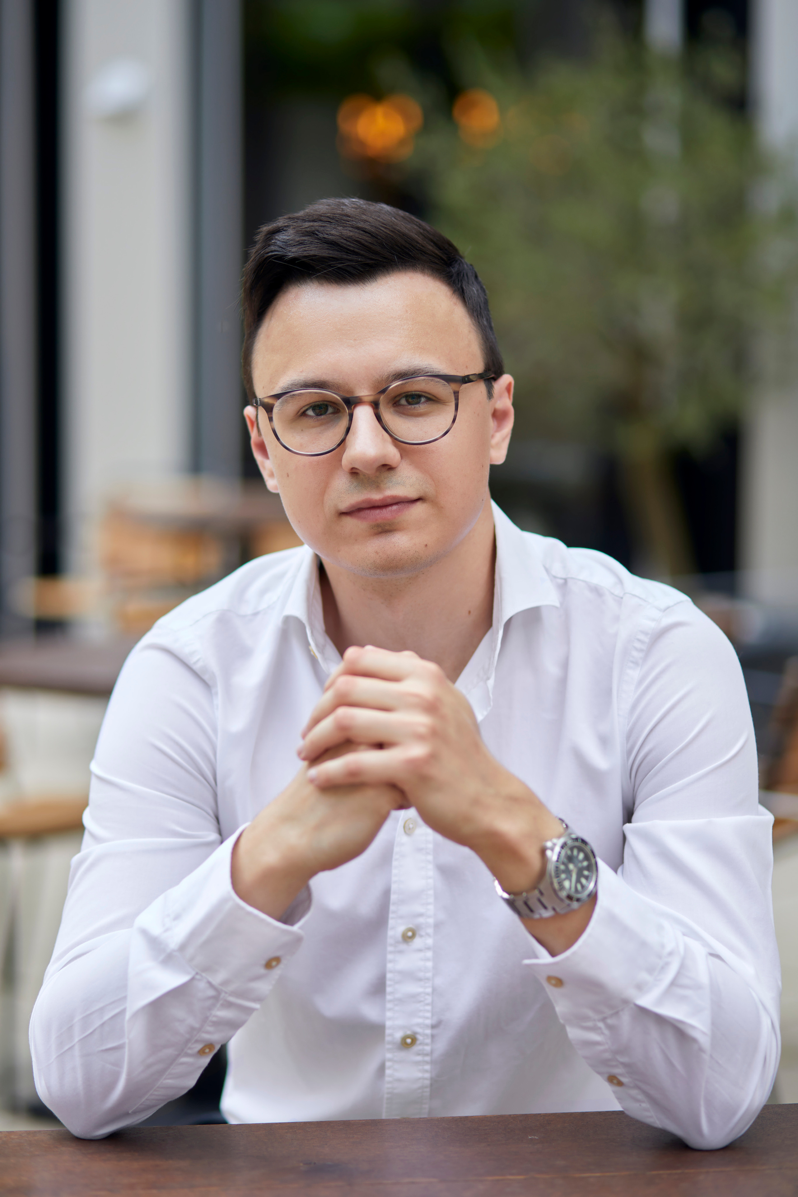 Business portrait in Frankfurt am Main. Photographer in Frankfurt Evgeniia Dubrov