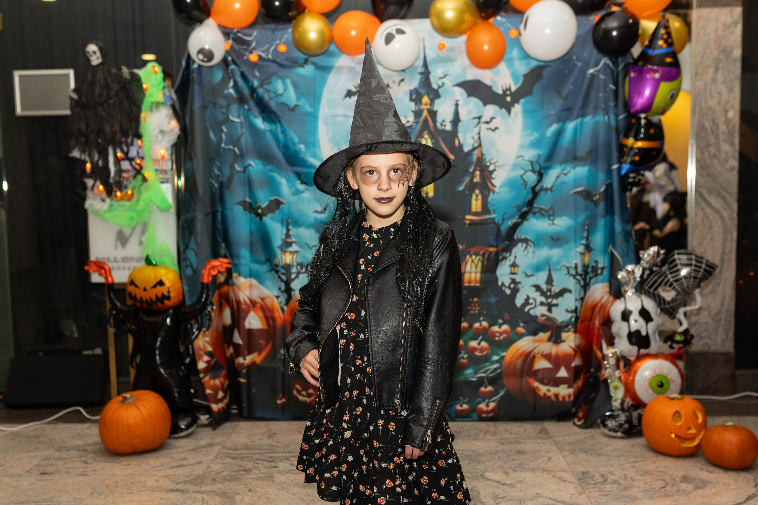 Leo dance studio Helloween 2025. Семейный и детский фотограф в Варшаве Мила Бобровская