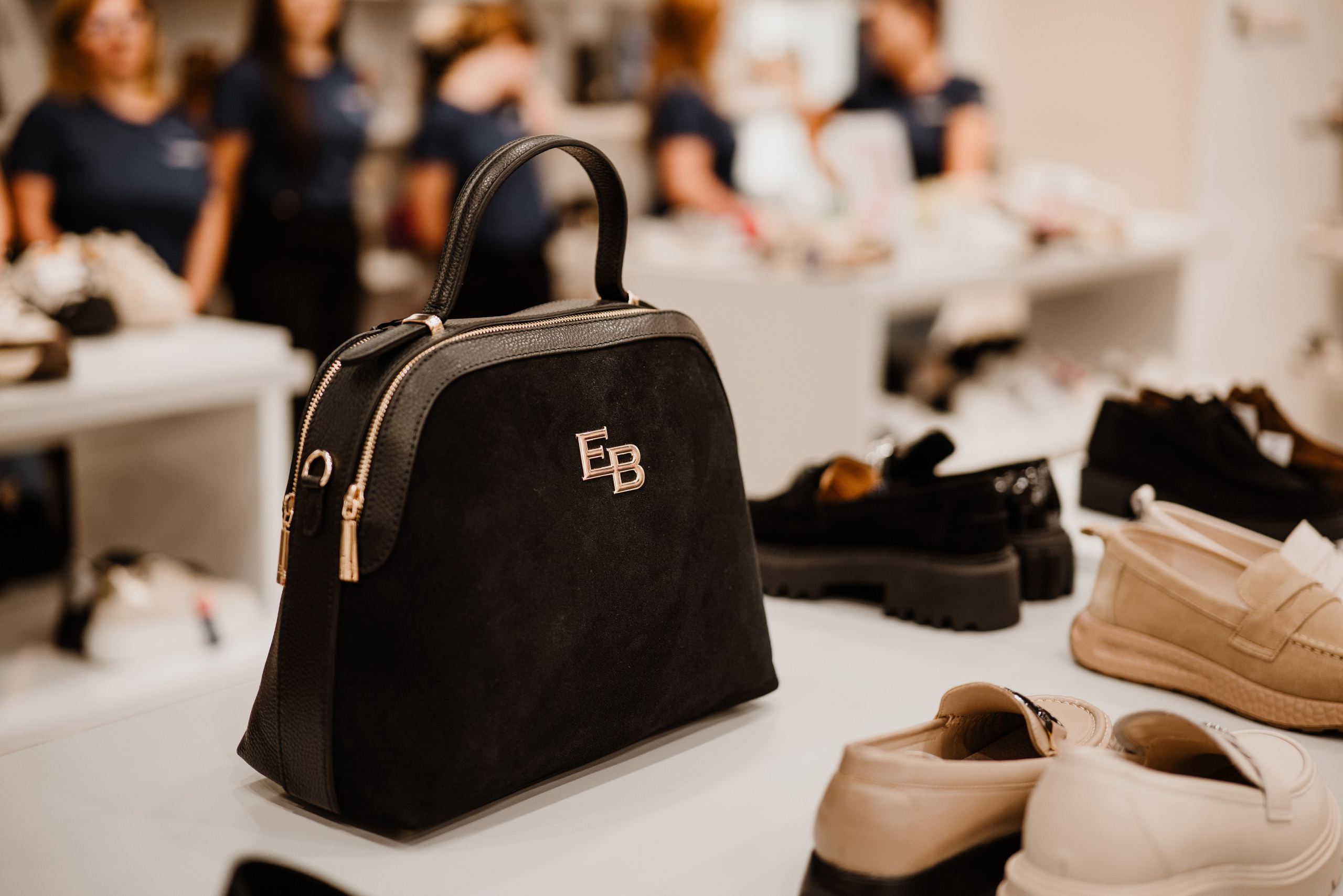 REDESCHIDERE BENVENUTI DEVA. Freesh Media Products