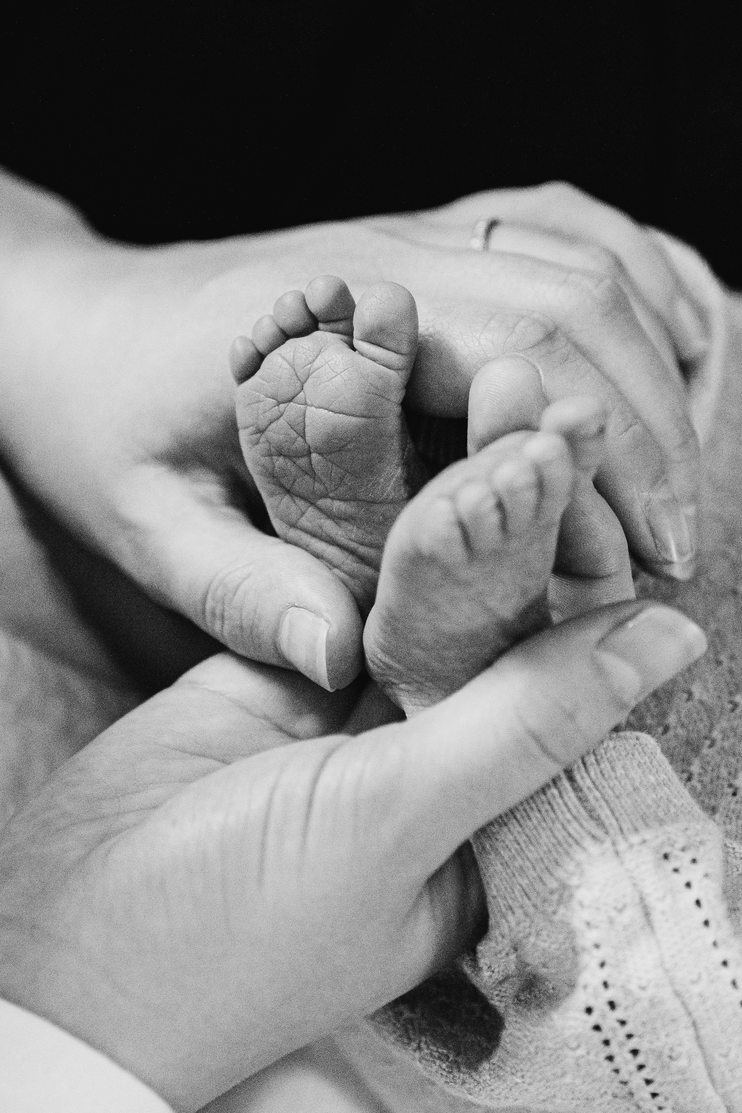 Newborn in-home photo session. Newcastle Upon Tyne Photographer Yana Balatskaya