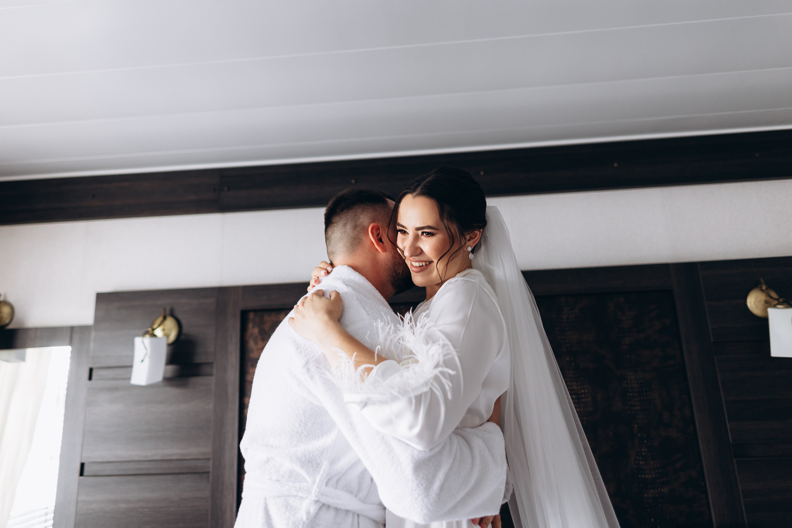 White Wedding. Wedding and Family Photograph