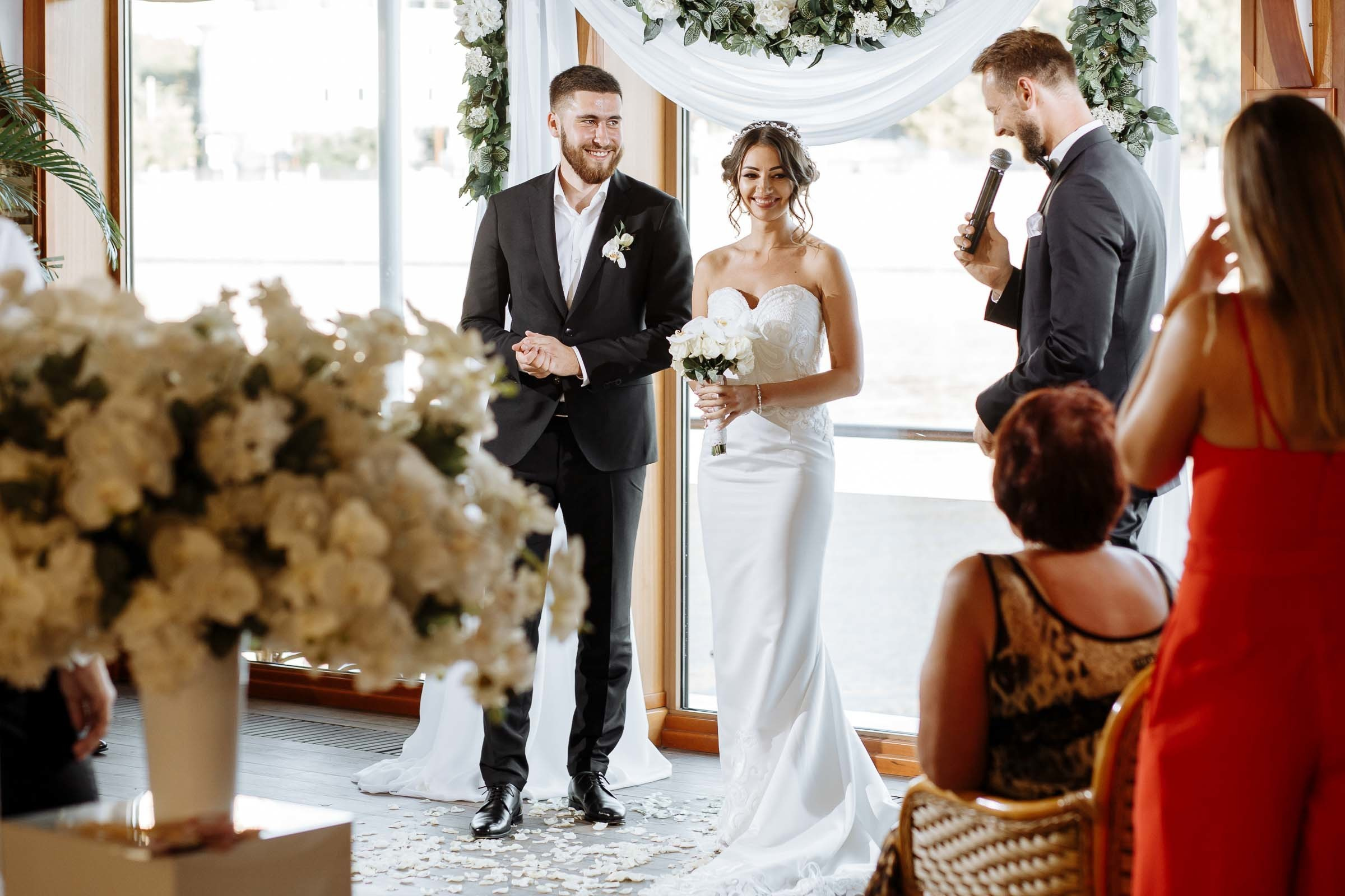 Katya & Maksim's Unforgettable Day | Tanya Bogdan Photography. Tanya Bogdan | Cornwall | Devon | UK Wedding Photographer