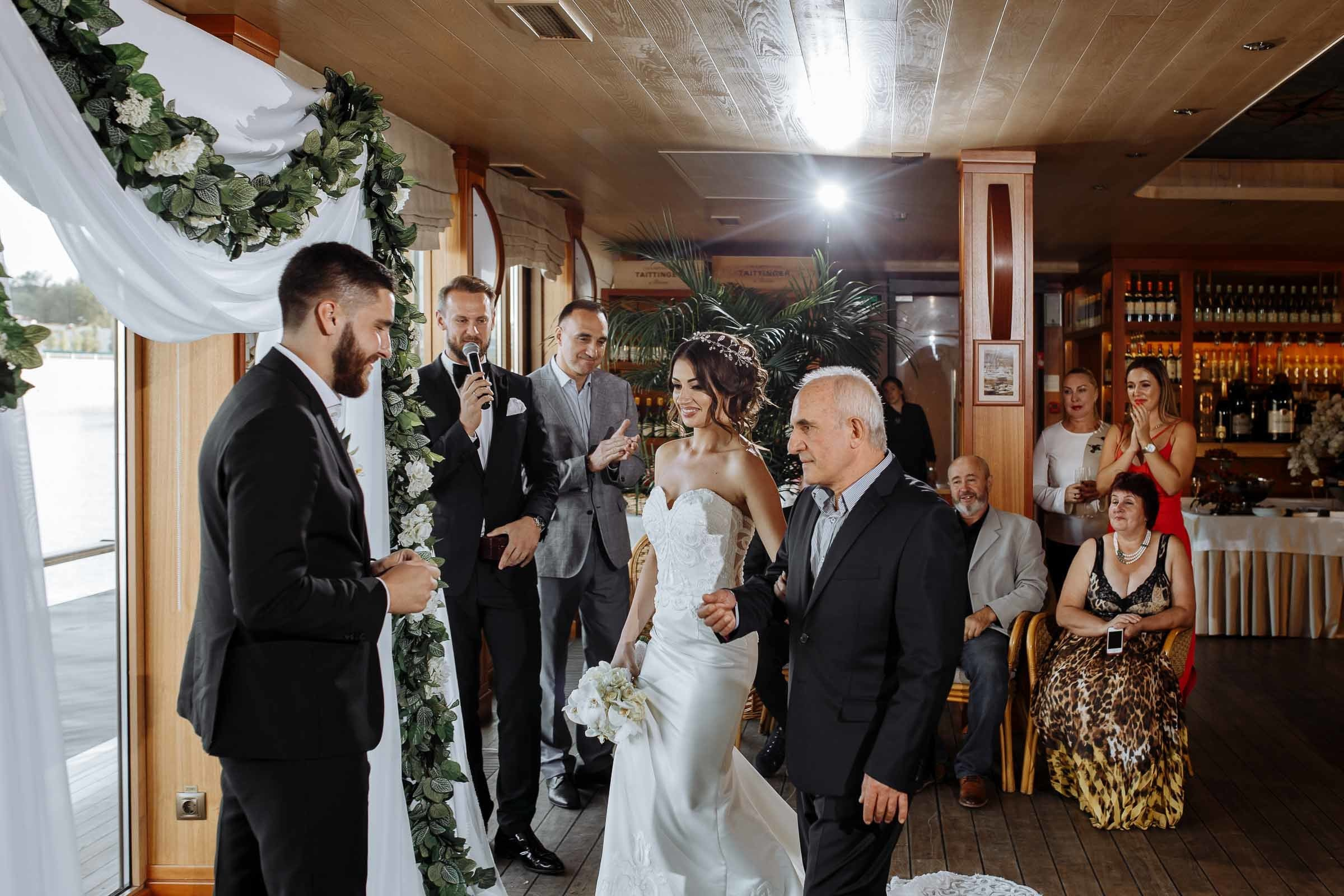 Katya & Maksim's Unforgettable Day | Tanya Bogdan Photography. Tanya Bogdan | Cornwall | Devon | UK Wedding Photographer