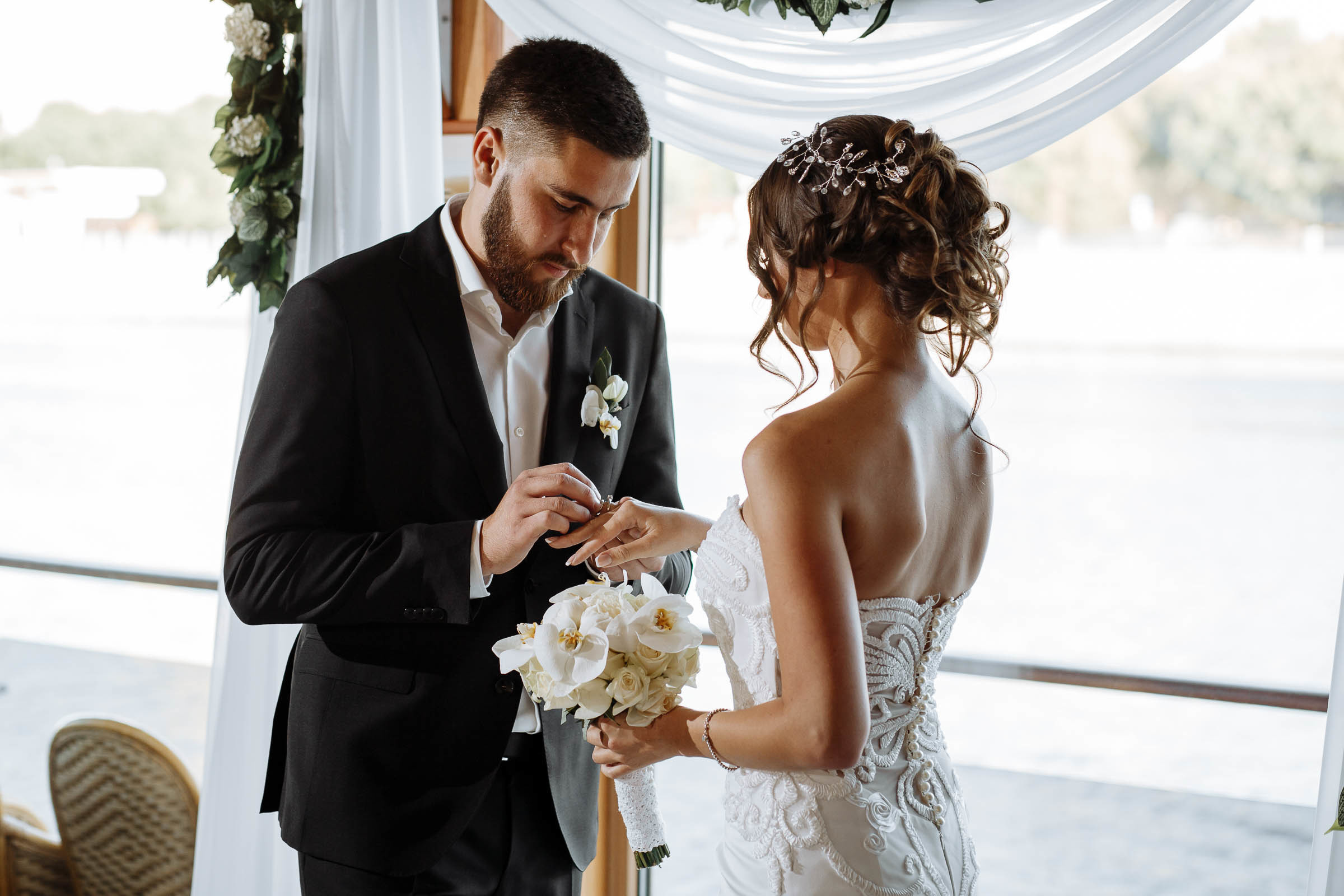 Katya & Maksim's Unforgettable Day | Tanya Bogdan Photography. Tanya Bogdan | Cornwall | Devon | UK Wedding Photographer