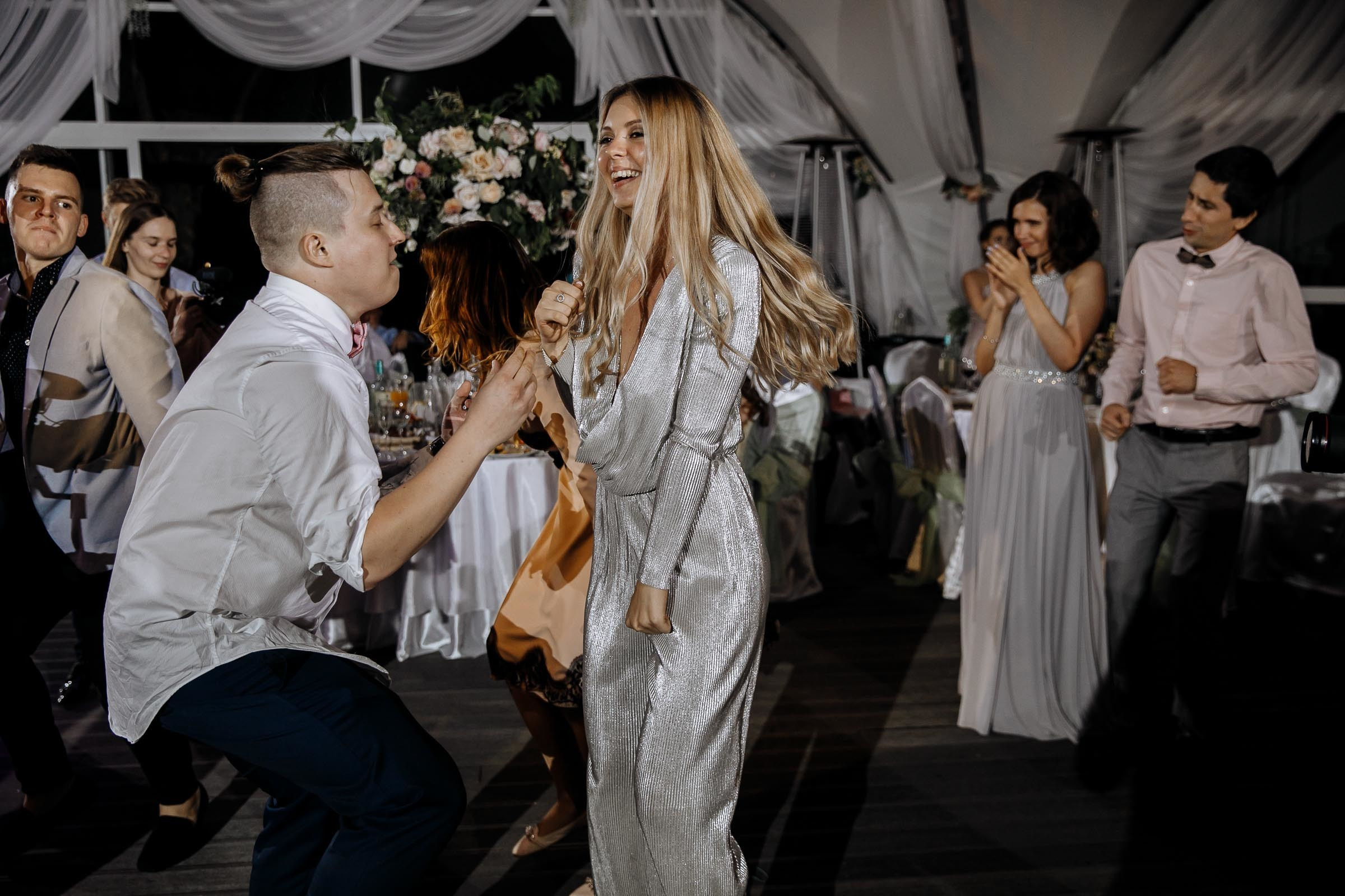 Guests on the dancefloor, by Tanya Bogdan, Cornwall wedding photographer.