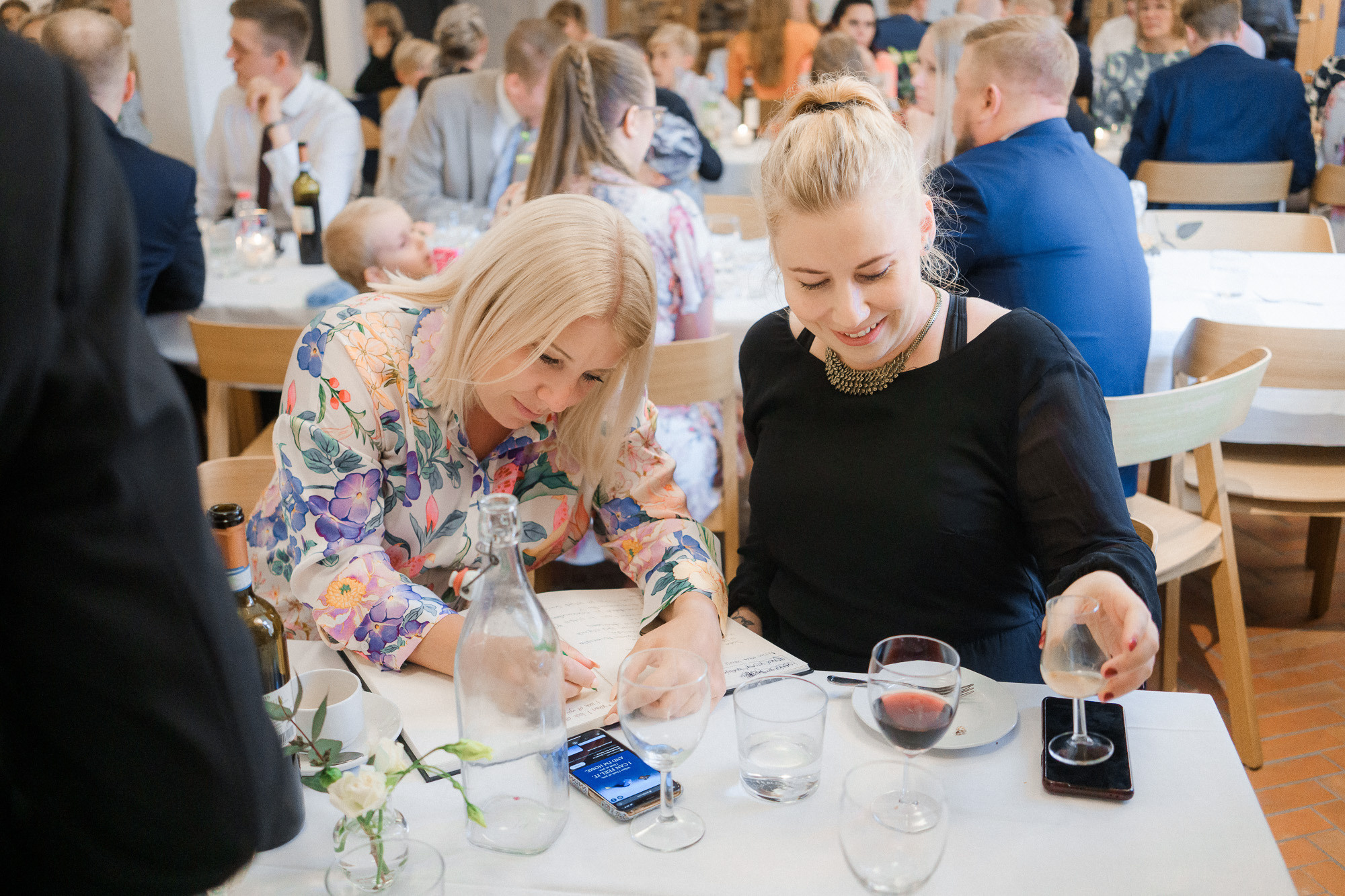 Sini&Otto, Wohls gård, hääkuvaaja Kirkkonummi