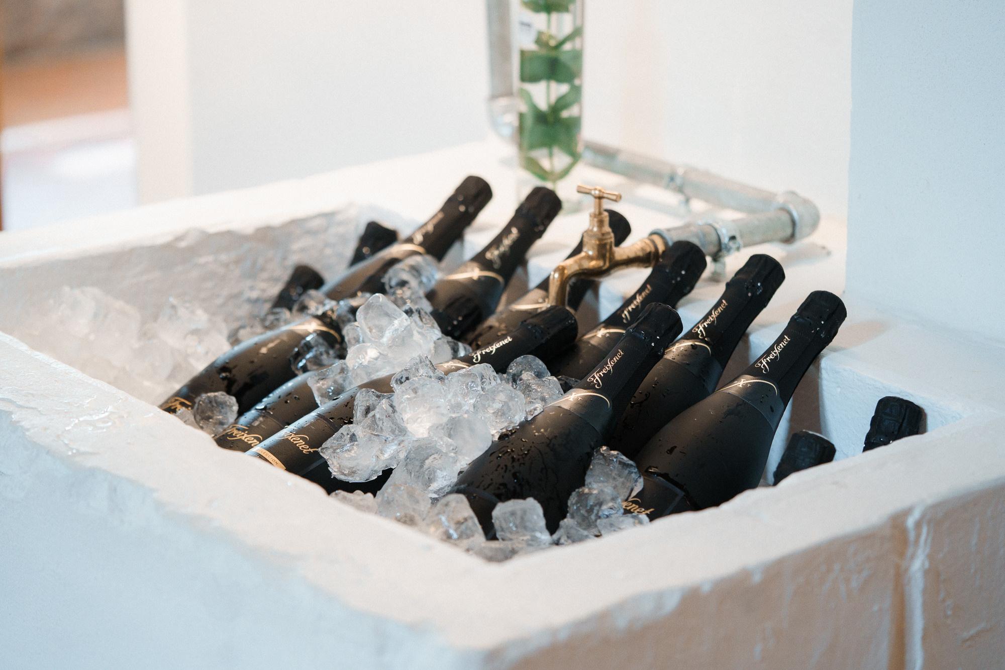 Sini&Otto, Wohls gård, hääkuvaaja Kirkkonummi