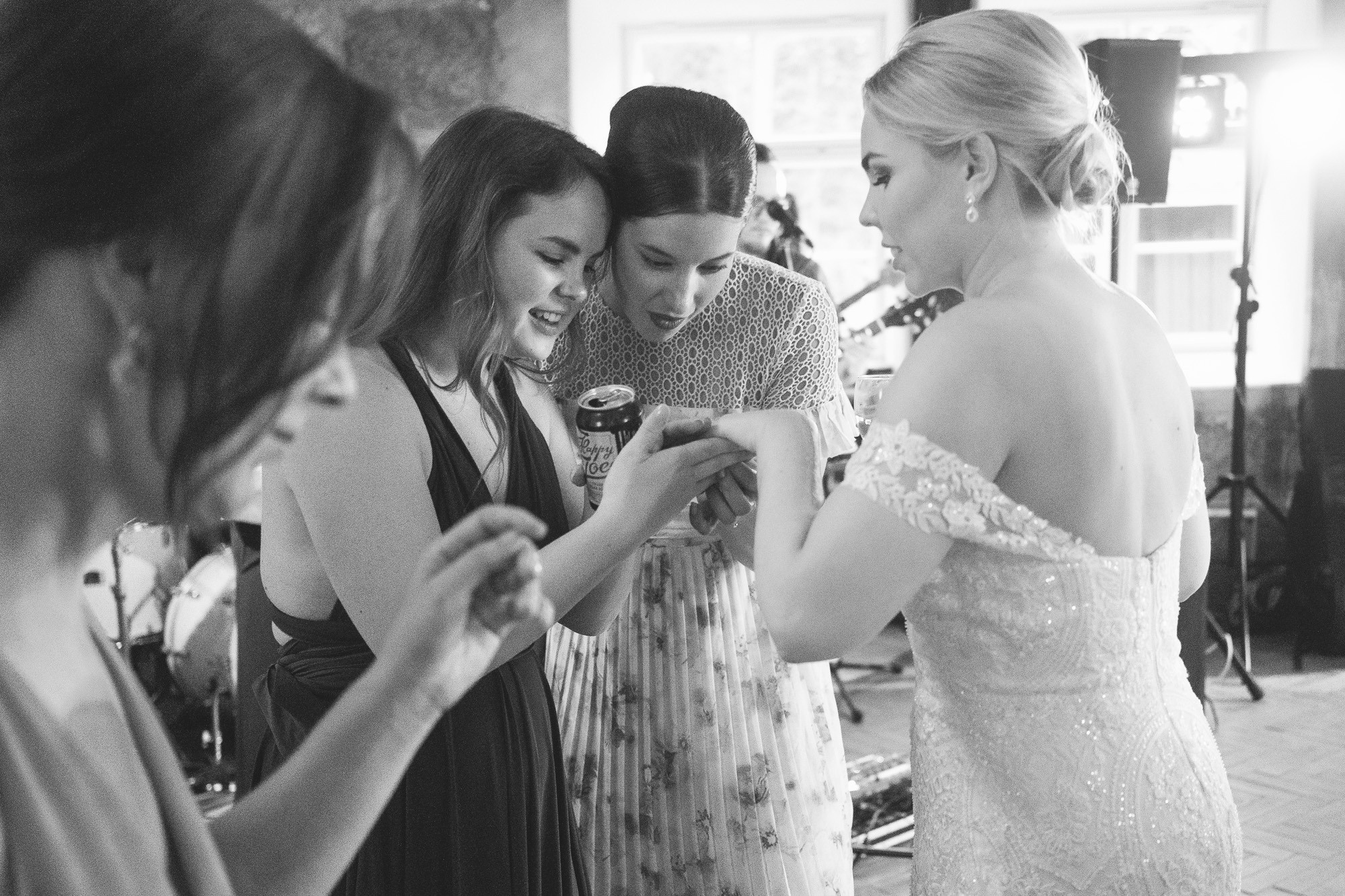 Sini&Otto, Wohls gård, hääkuvaaja Kirkkonummi