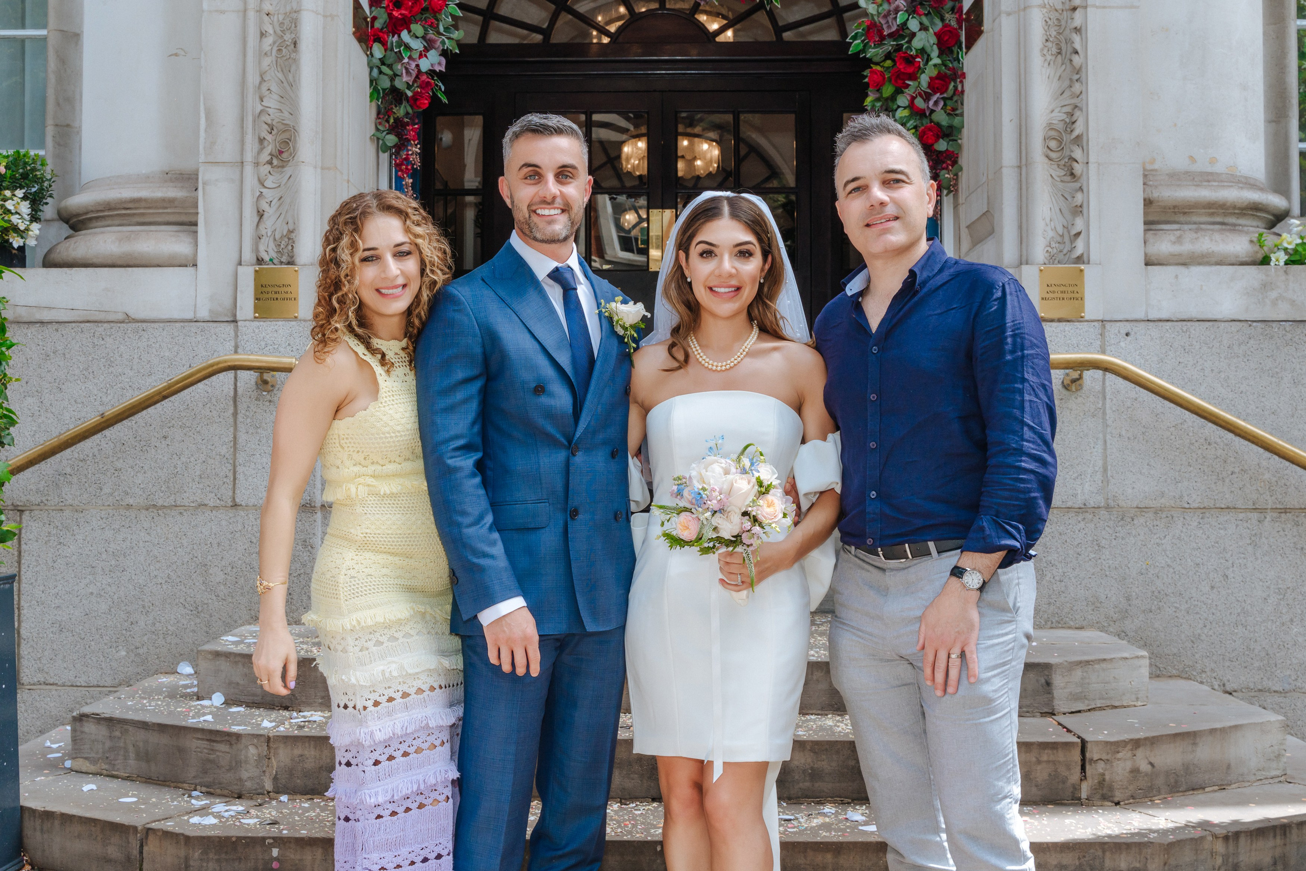 Civil ceremony at Chelsea Old Town Hall,  Wedding in Chelsea, Wedding in London,  wedding photographer in Chelsea, wedding photographer in London