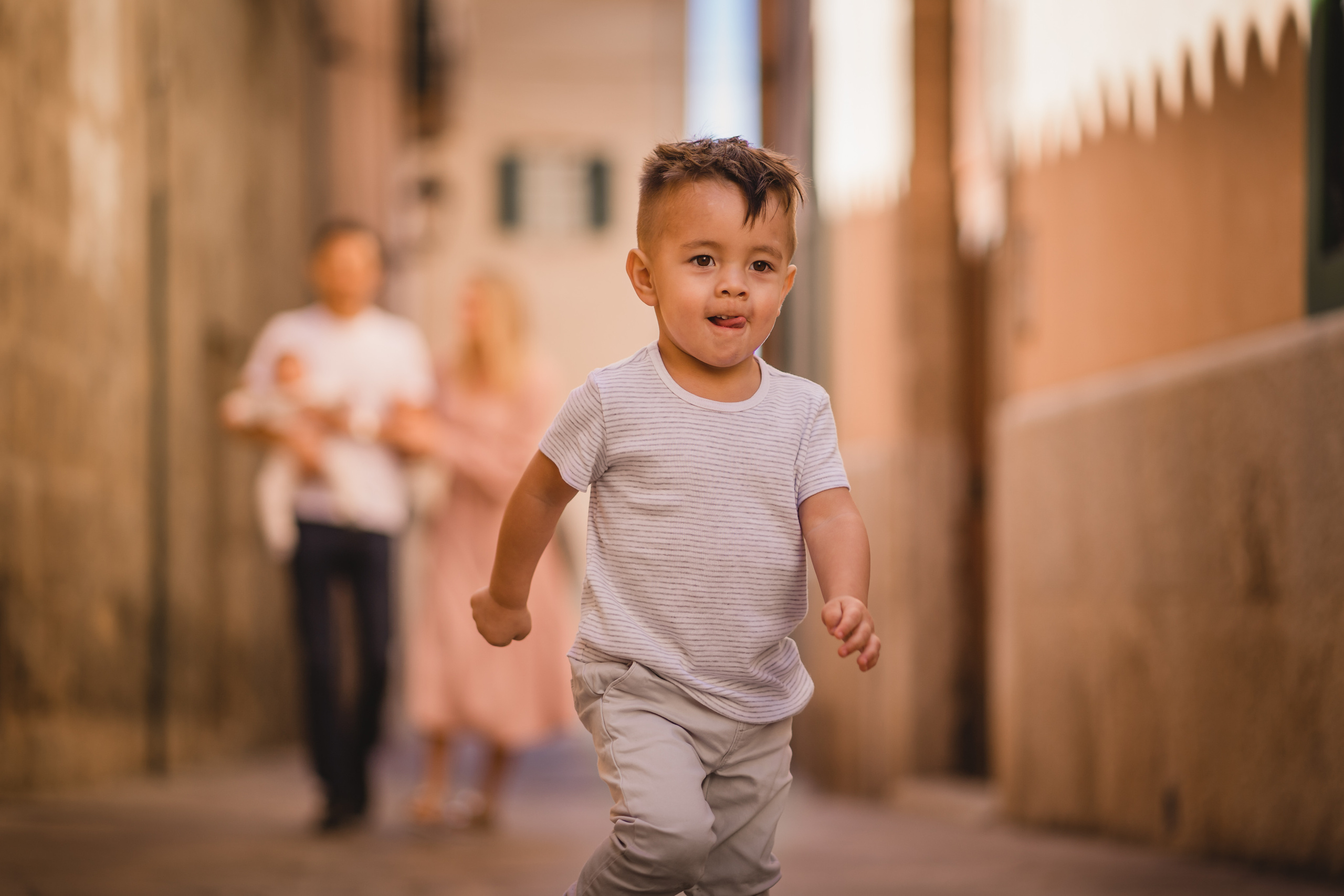 Familienfotos in Palma de Mallorca. Deine Fotografin auf Mallorca für Familien und Business