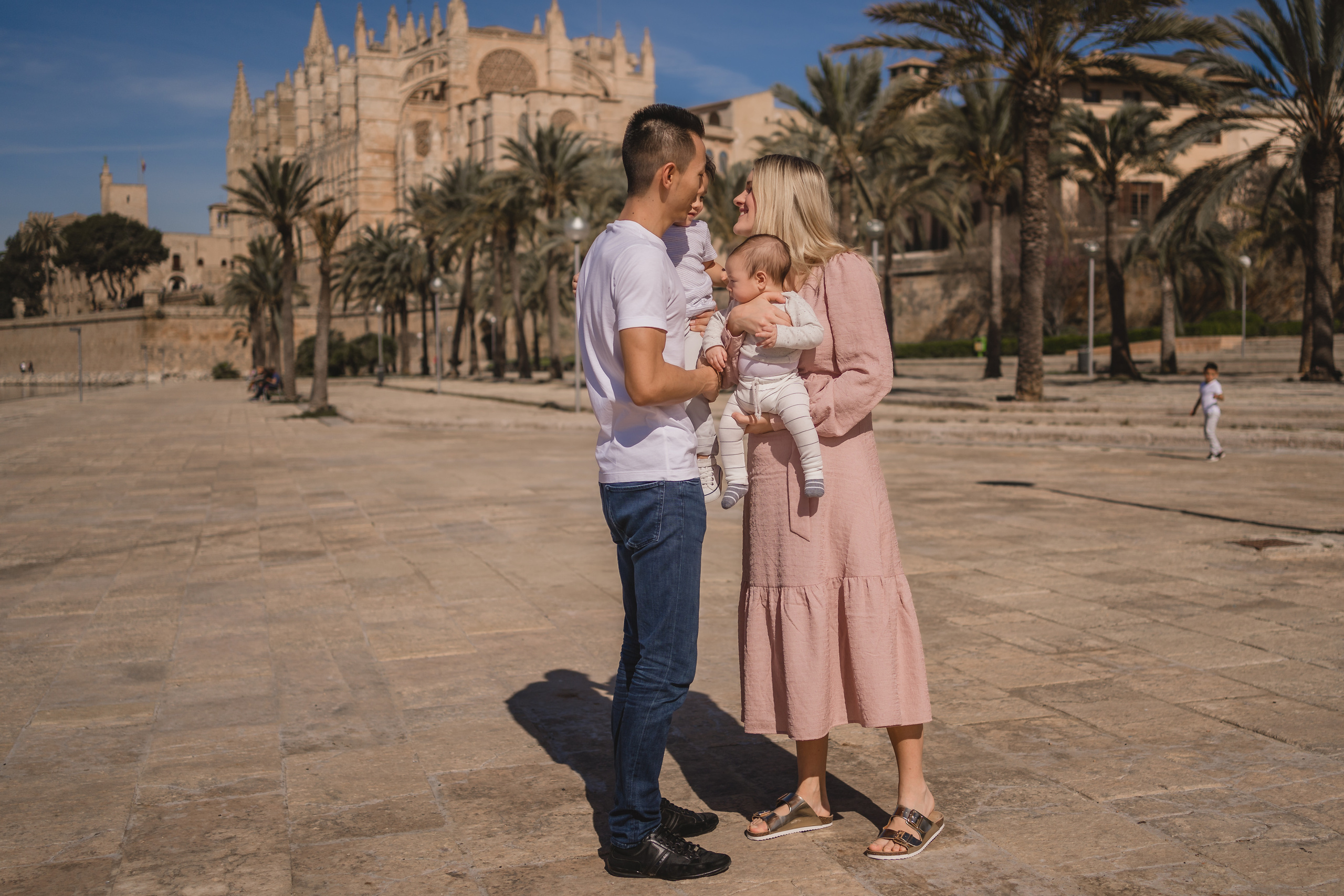 Familienfotos in Palma de Mallorca. Deine Fotografin auf Mallorca für Familien und Business