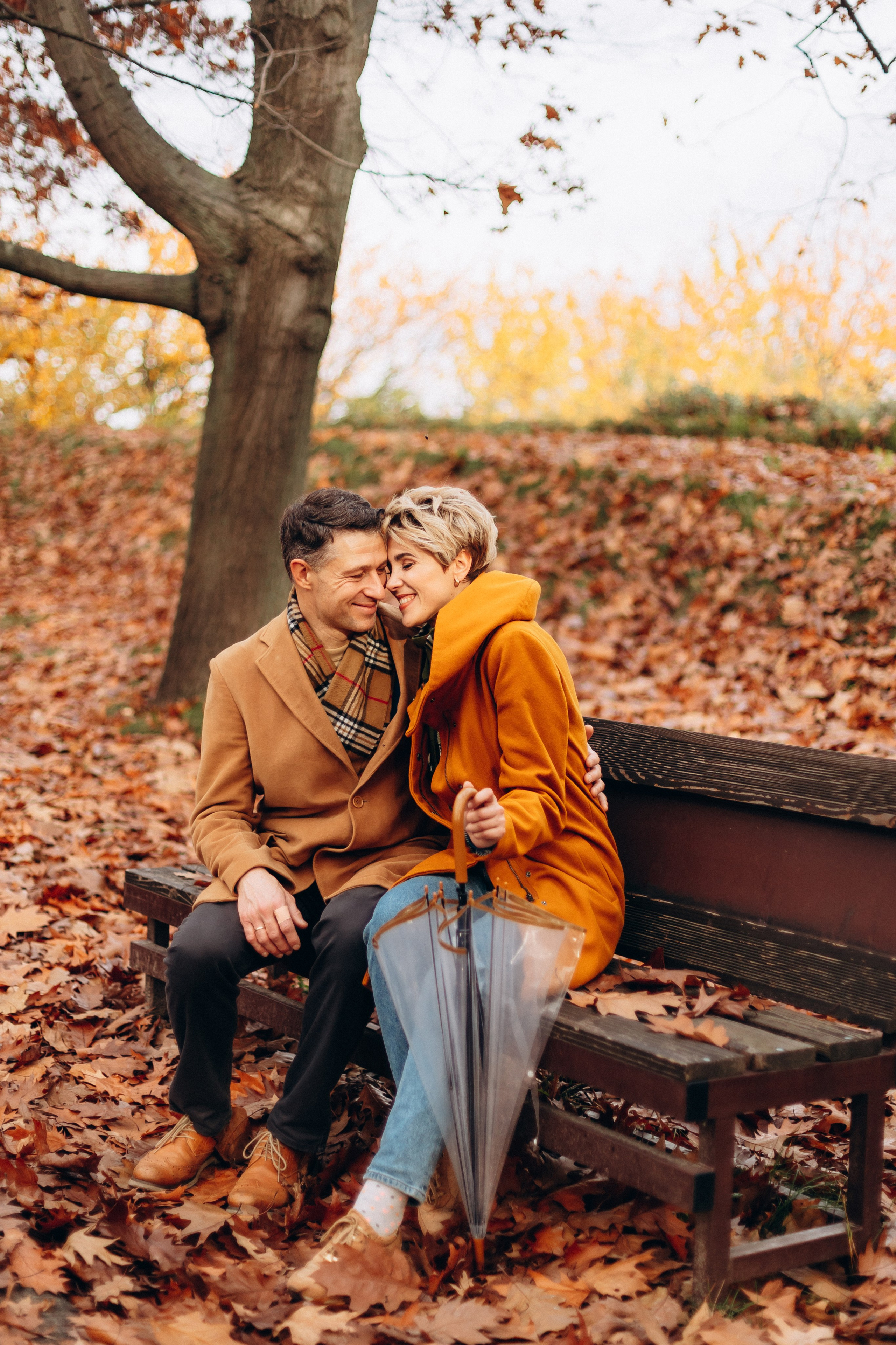 Autumn love. Wedding and Family Photograph