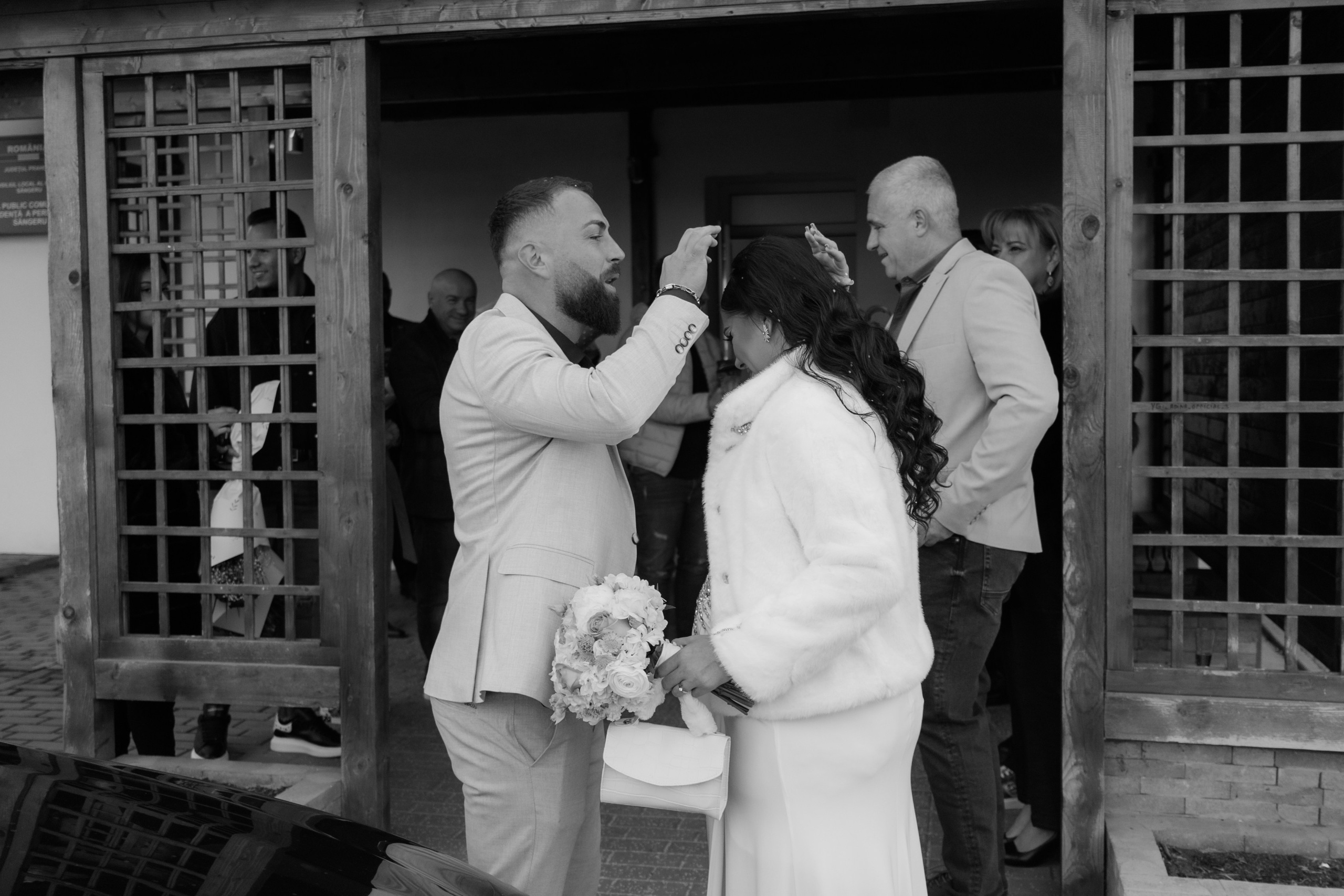 Madalina & Alin. Fotograf si videograf — evenimente si studio