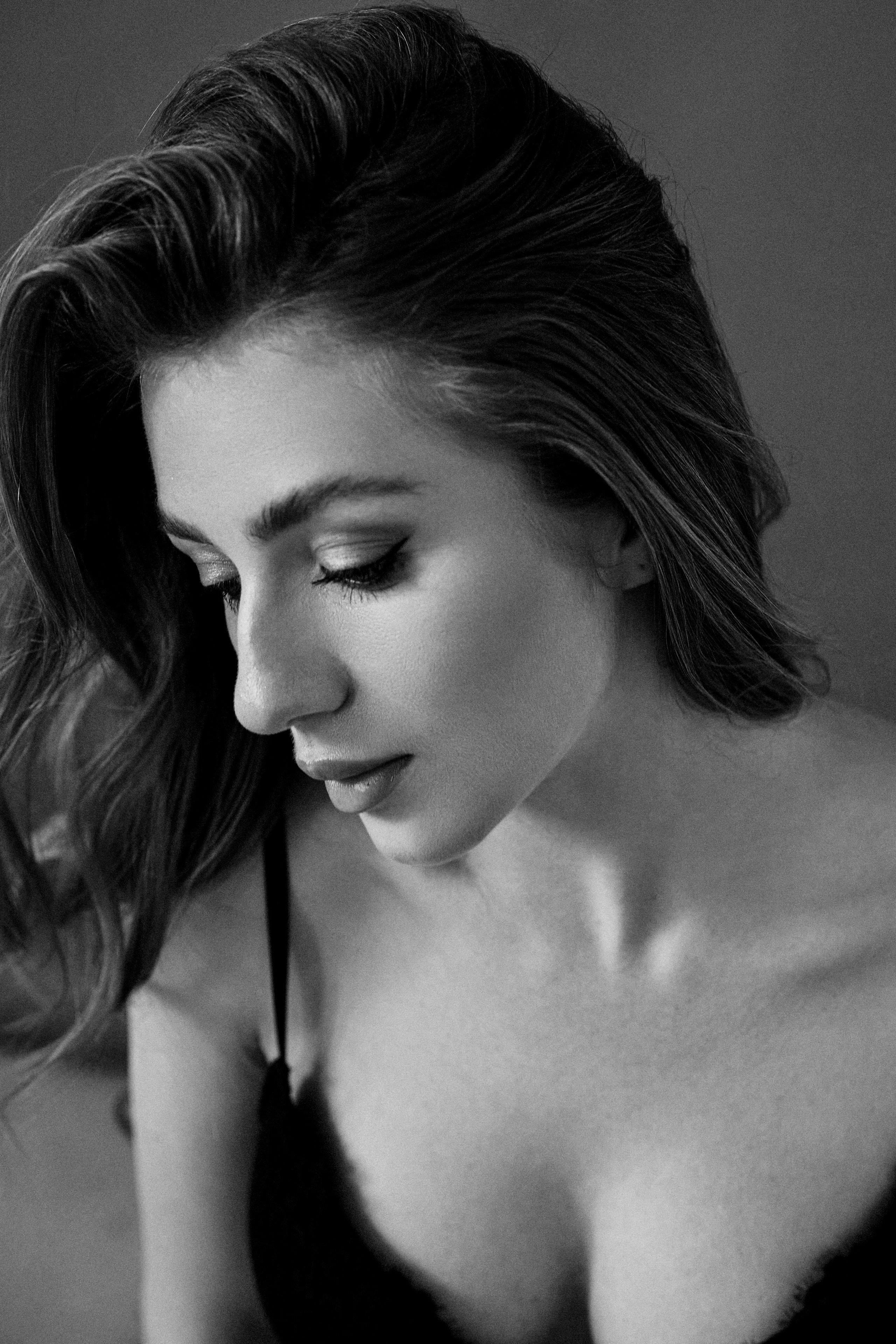 Анна. Черно-белый портрет. Фотограф в Барселоне Жанна Захарченко