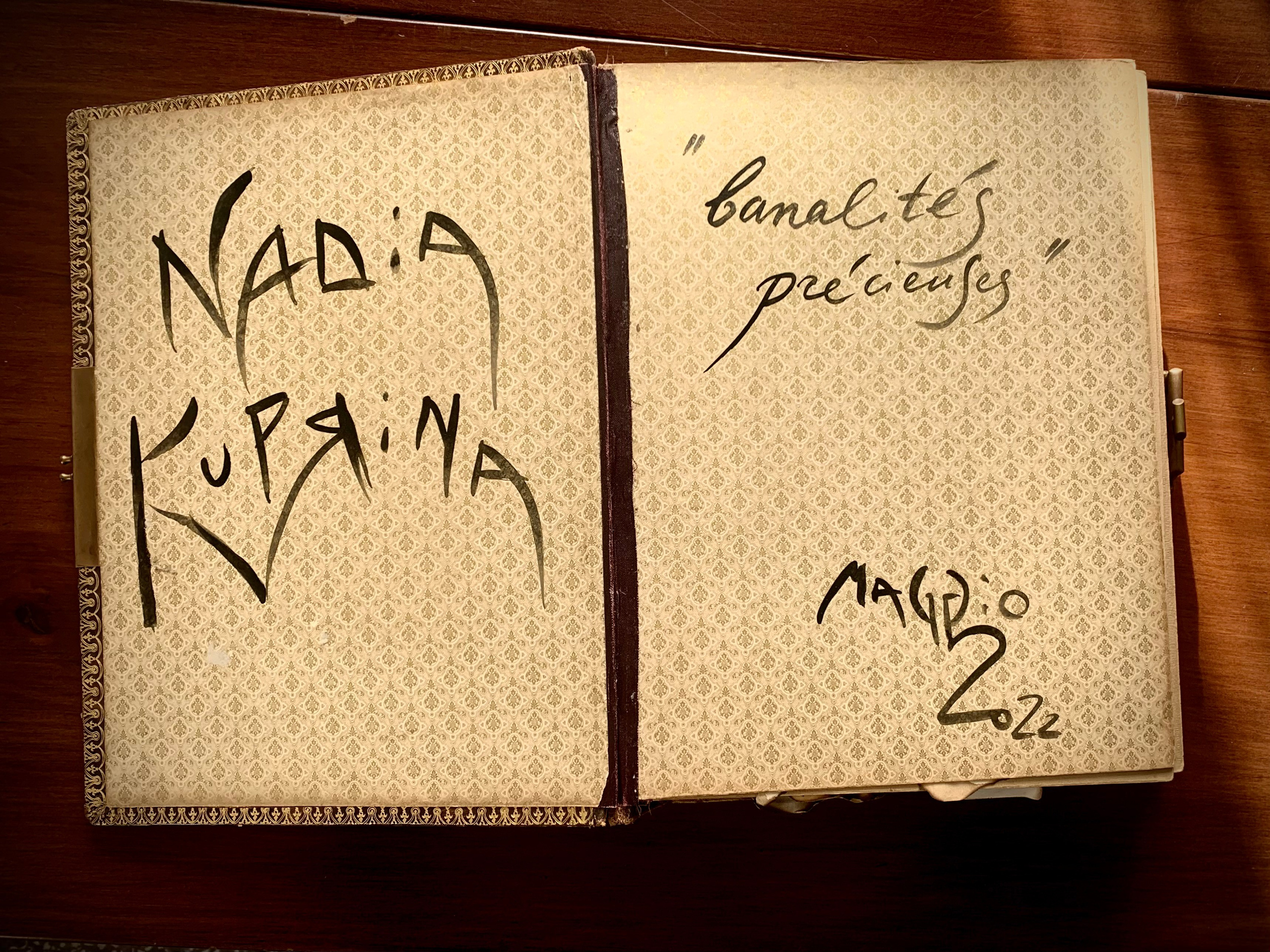 Libro d’artista Banalités Précieuses di Nadia Kuprina