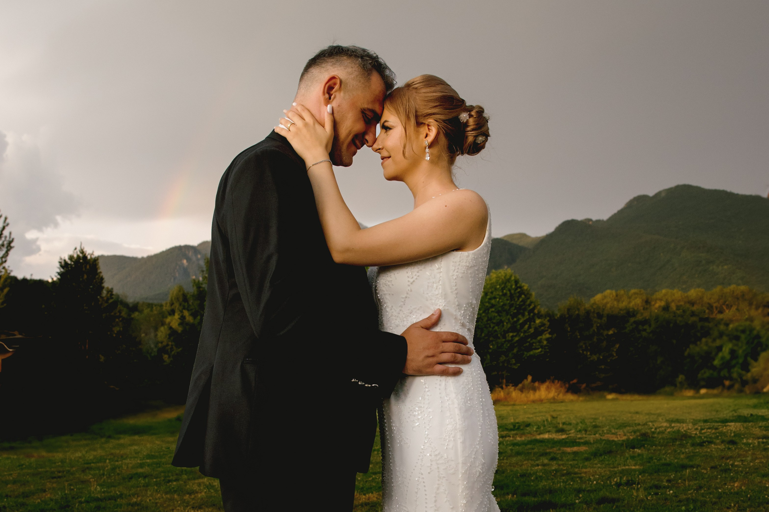 Kristine & Razvan - Rasnov. MDimaFotoStudio. Fotograf de nuntă, evenimente private și de familie