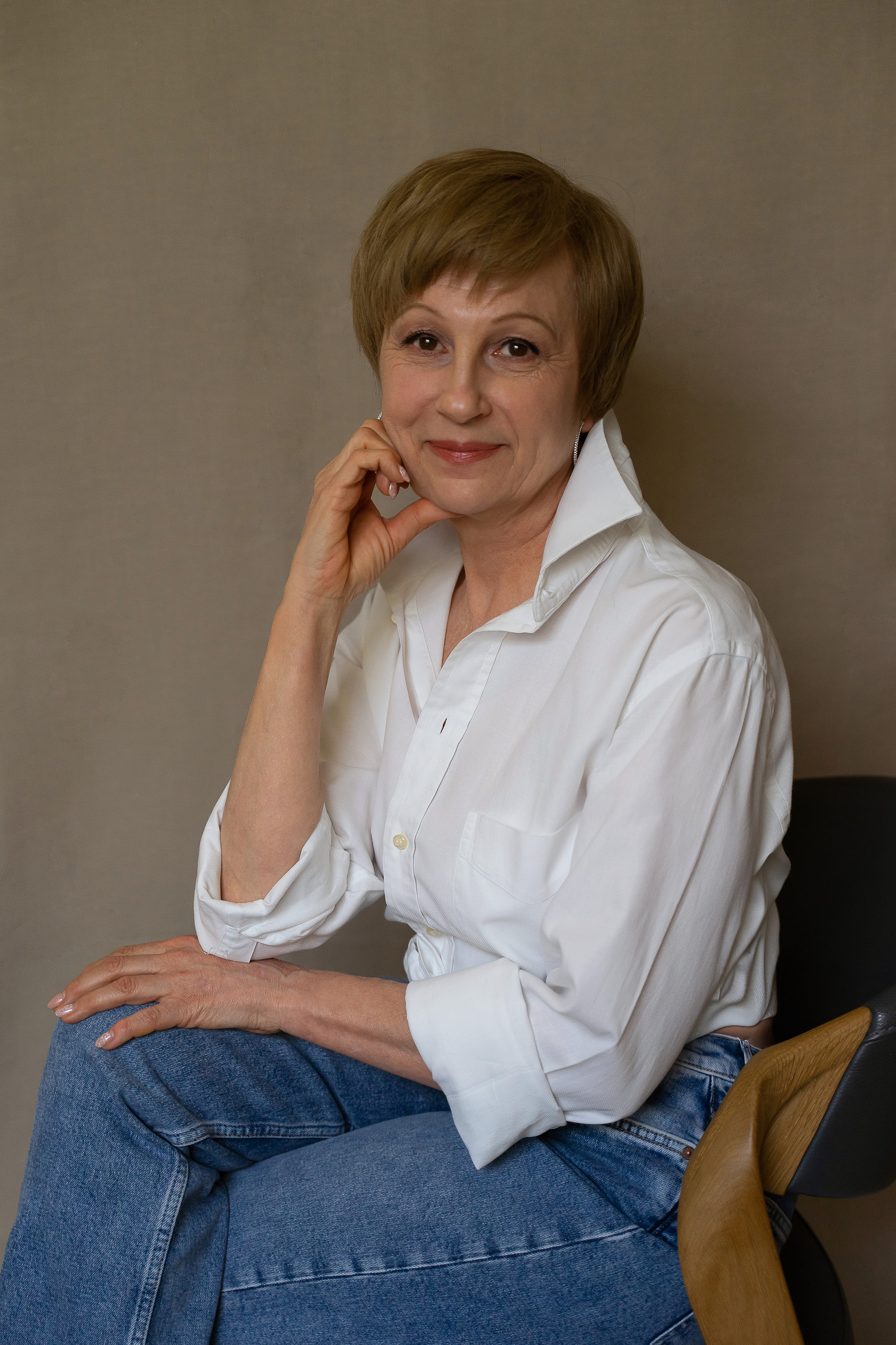 Frauen Porträt. Hallo, ich bin Nadya - Fotografin aus Linz, Oberösterreich