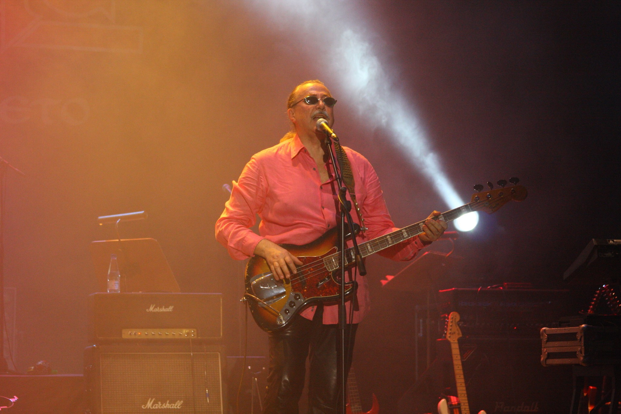 40 години „Щурците“ - 12.12.2008. Александър Сандев - личен сайт на фотографа