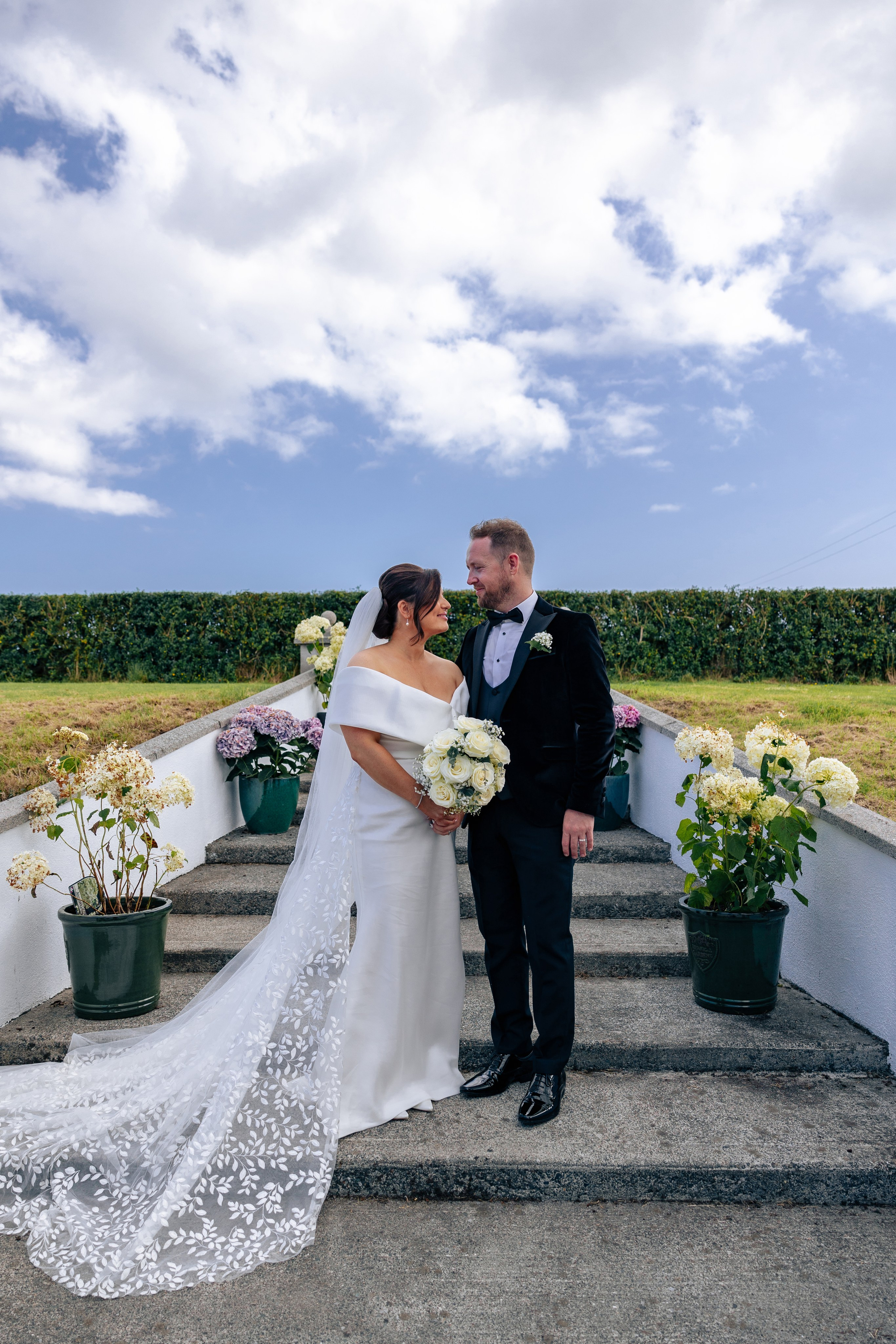 Katerina Siviene is a Lithuanian wedding and family photographer based in Waterford city, Ireland