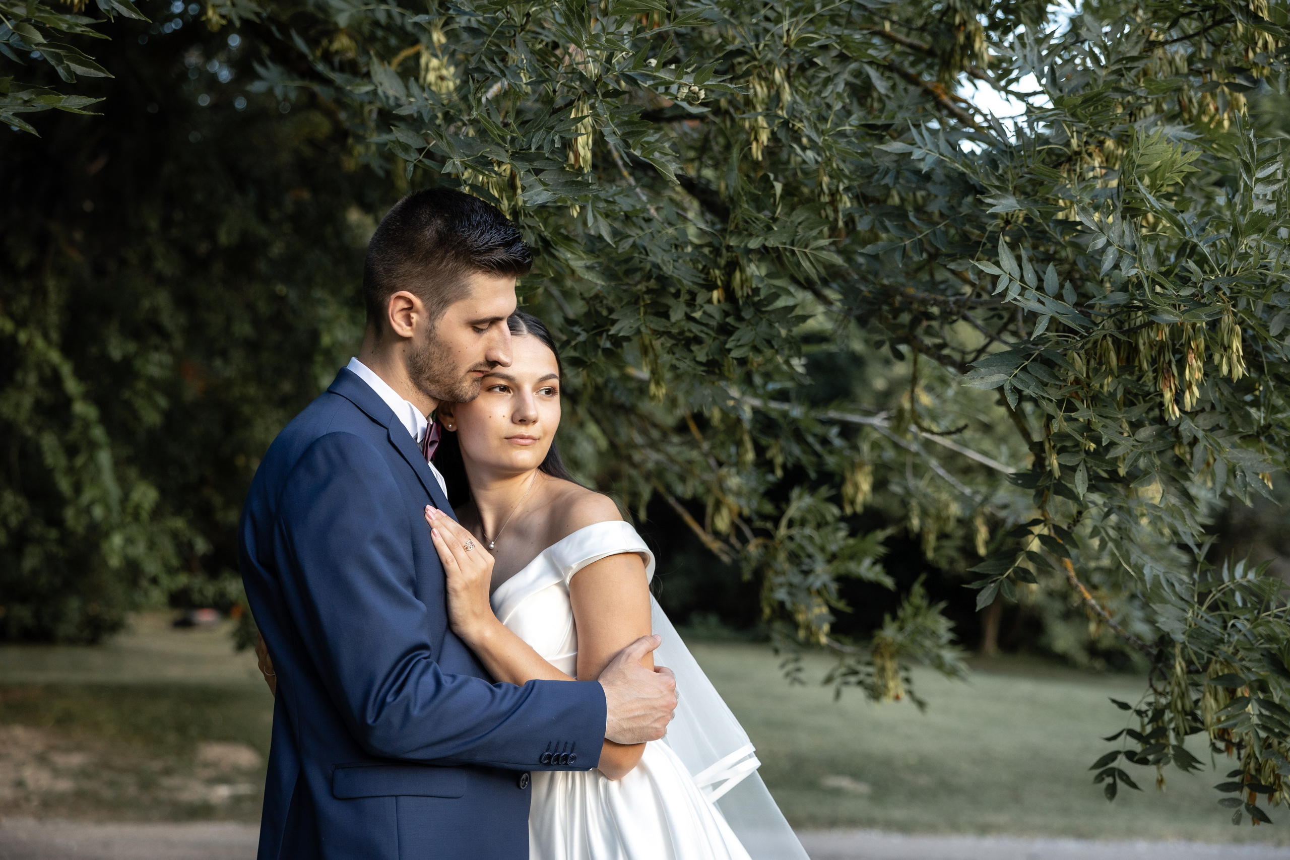 Wedding in Domaine De Montcausson. Eugenie Smirnova — wedding, corporate and lifestyle photographer in Toulouse and Southwest France