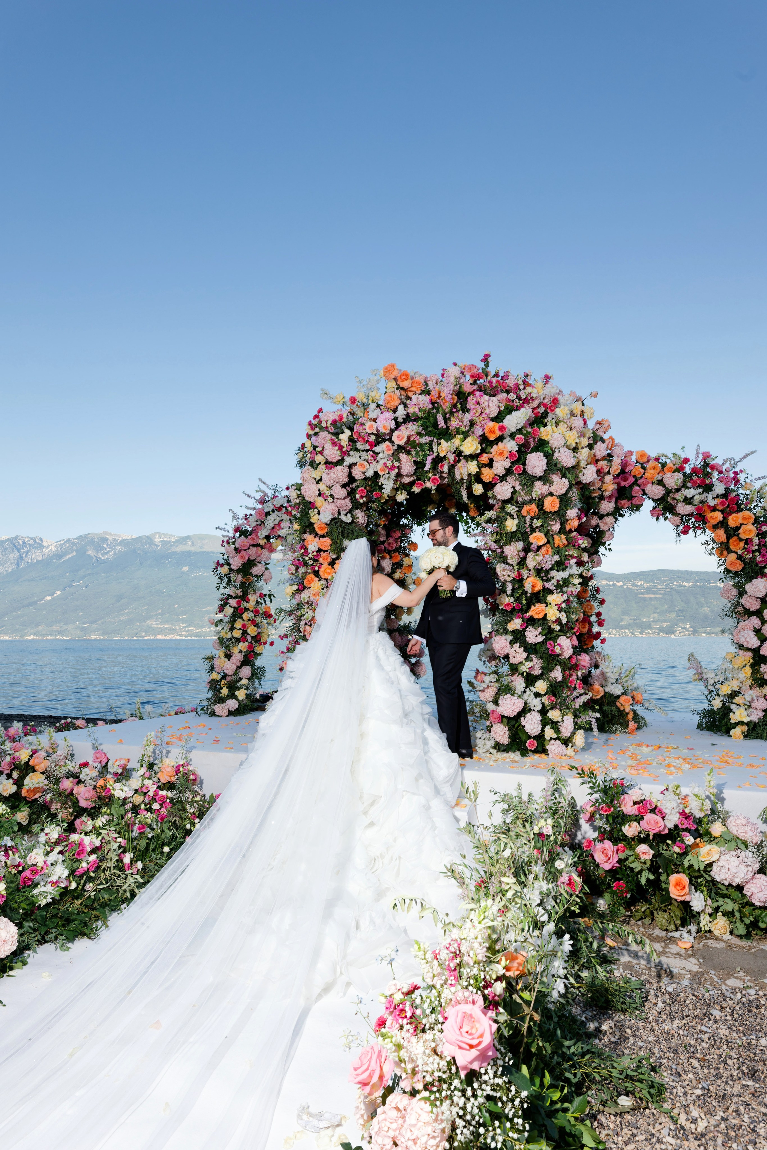 Wedding at Villa Bettoni on Lake Garda