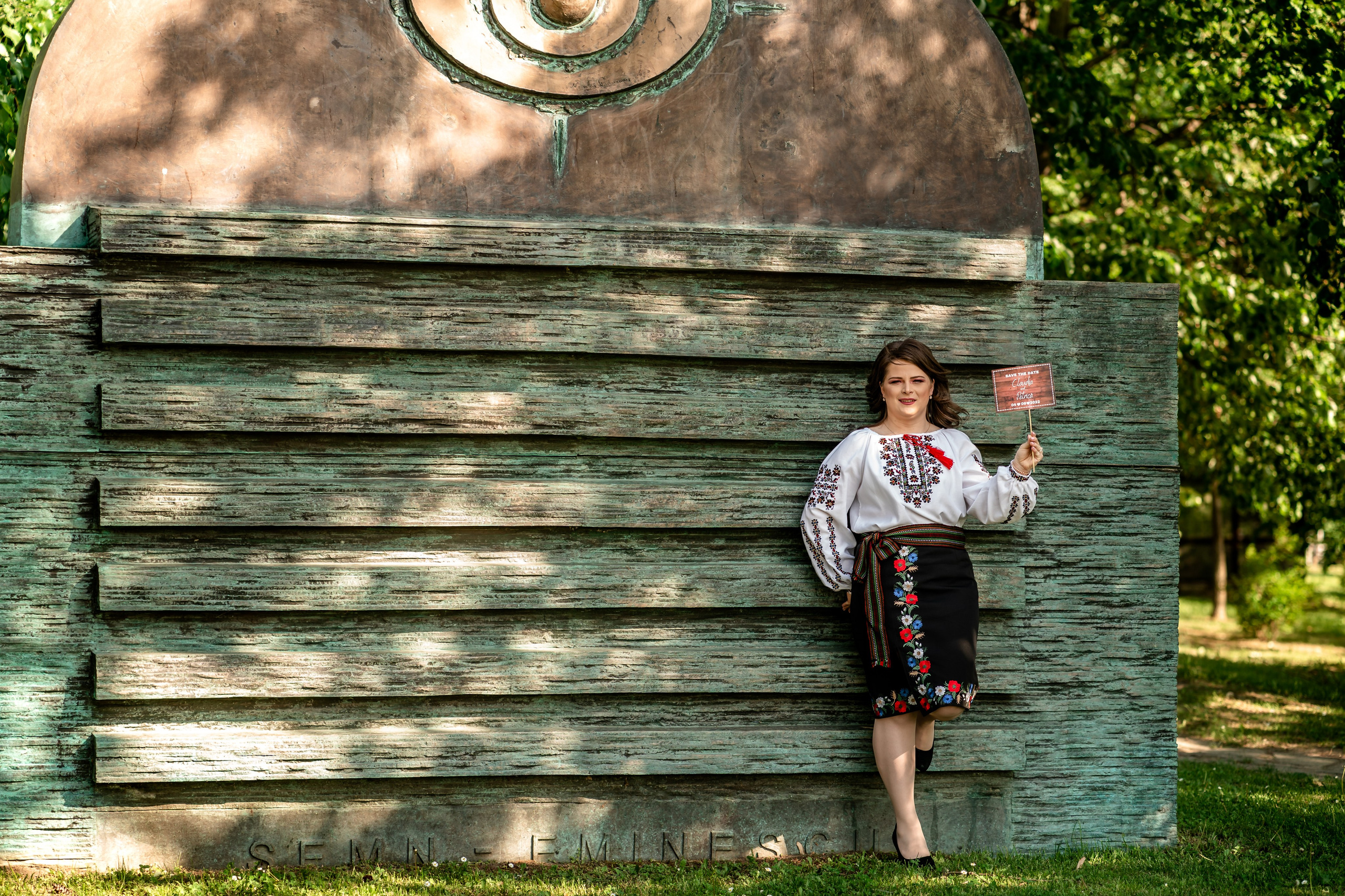 - save-the-date-petrică-claudia-ședință-foto-logodnă  - cuplu-îndrăgostit-ședință-foto-romantică  - anunț-nuntă-petrică-claudia-save-the-date  - fotografii-save-the-date-iași-botoșani-suceava  - petrică-claudia-poze-logodnă-foto-alin-chirilă  - ședință-foto-pre-nuntă-save-the-date  - save-the-date-poze-emotionante-cuplu  - logodnă-foto-petrică-claudia-alino-foto-studio  - ședință-foto-natură-cuplu-viitori-miri  - alin-chirilă-fotograf-save-the-date-petrică-claudia