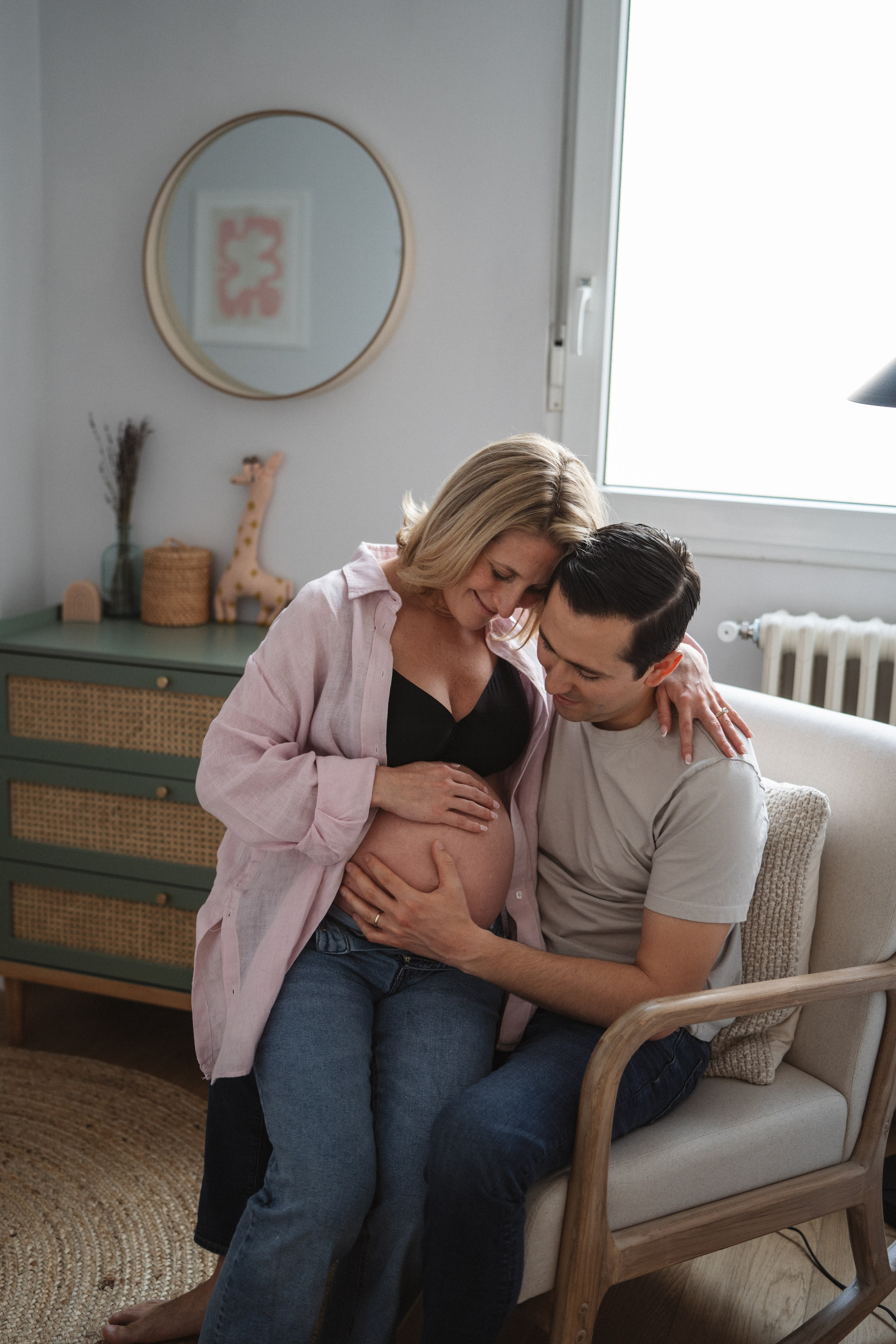 Pregnancy and family portrait photographer. maternity photoshoot. Photographer in Madrid, Spain. Alyona Belyaninova