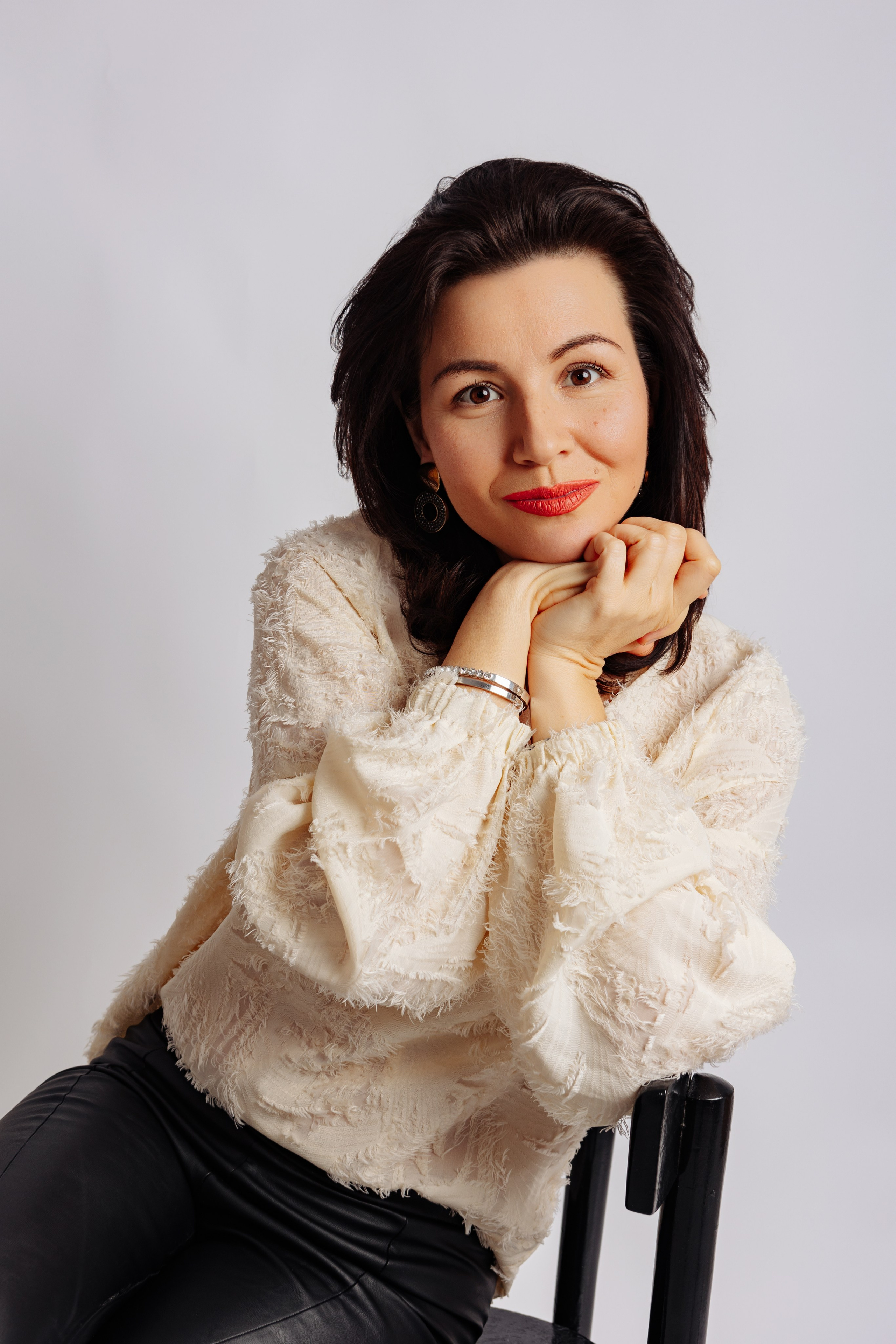 Elena. Cristina Andronache fotograf Brașov fotograf de familie fotograf de nunta Brașov